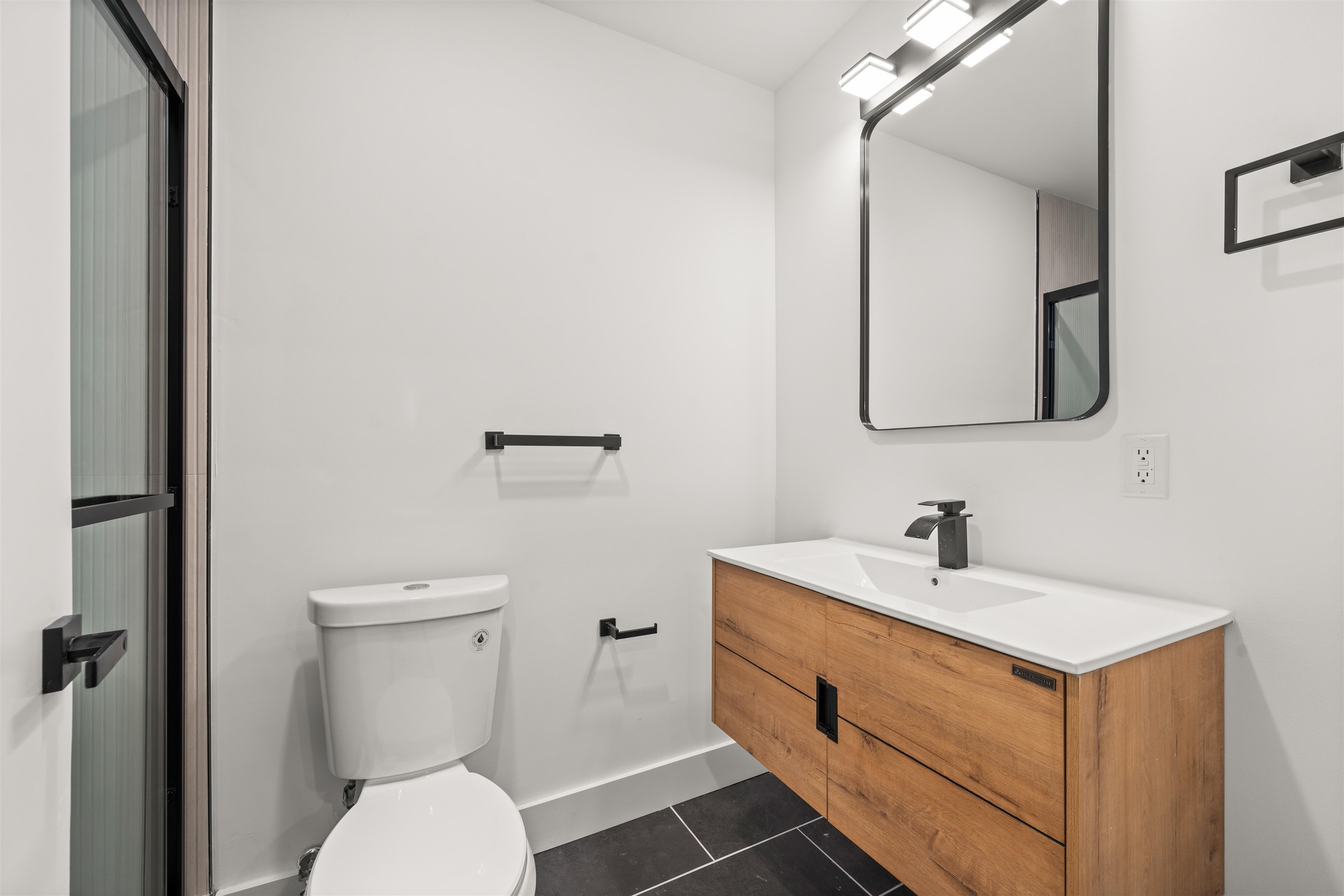 30 CAMBRIDGE AVE #1 & 4