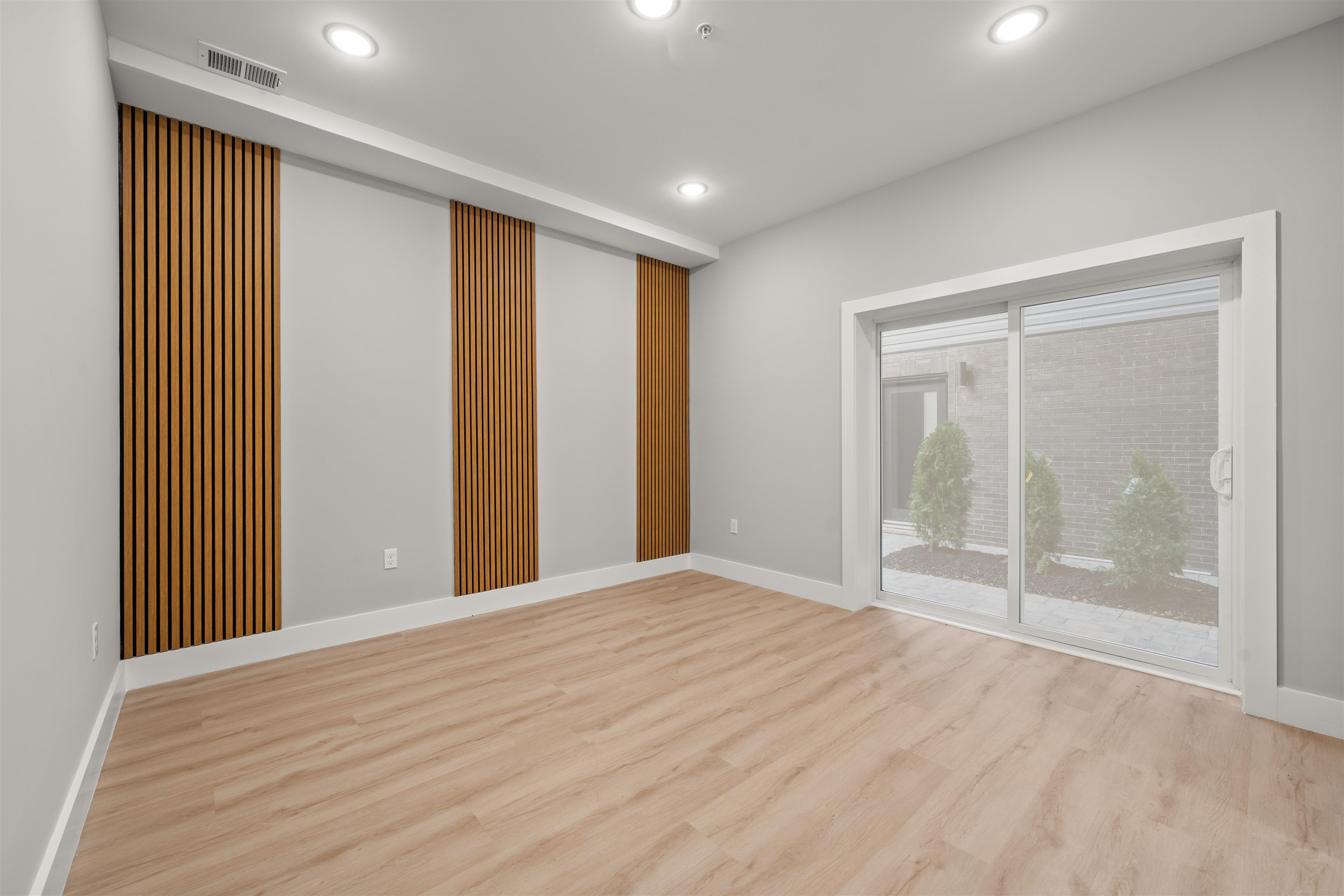 30 CAMBRIDGE AVE #1 & 4