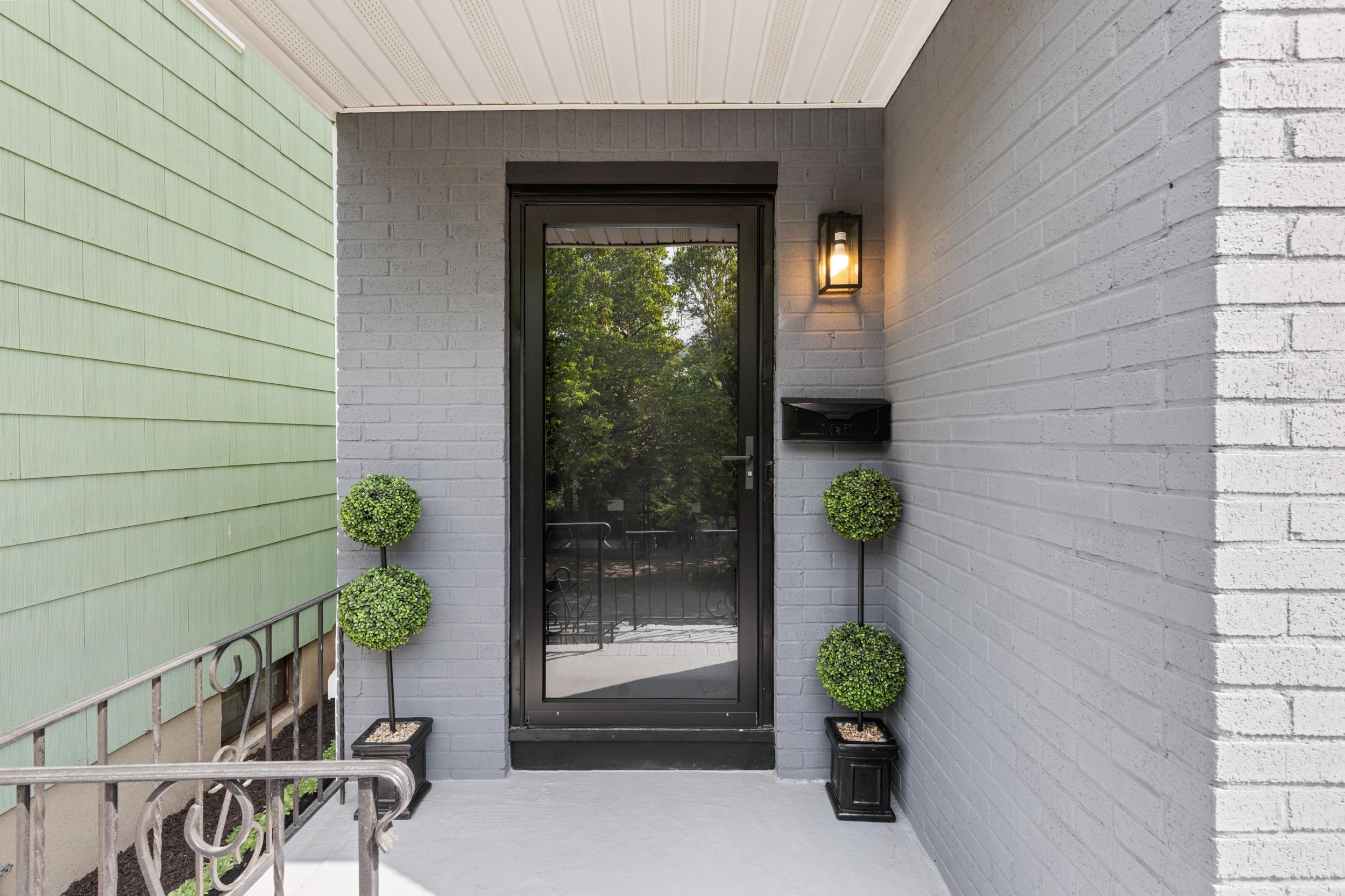 174 TERRACE AVE - Photo 3