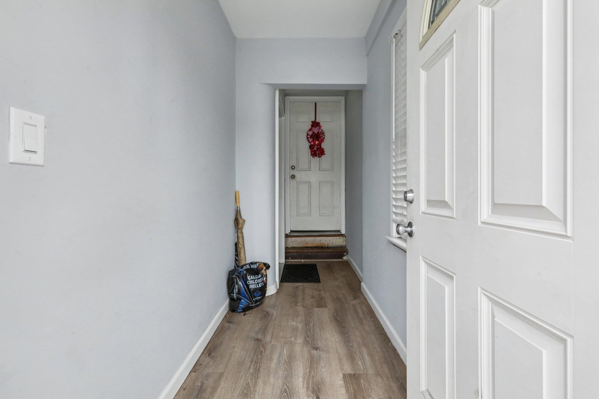 211 NEWARK AVE - Photo 3