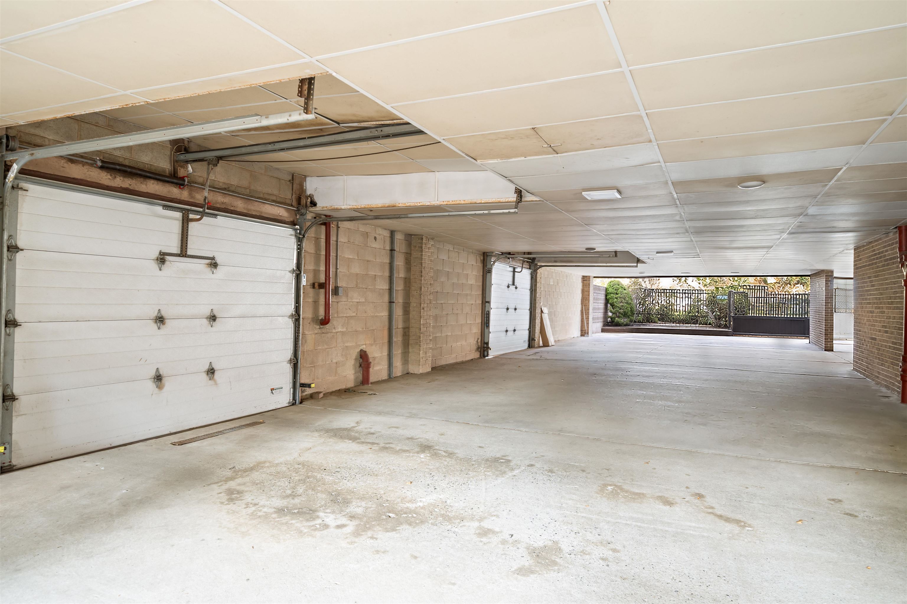 876 JOHN F KENNEDY BLVD #3B