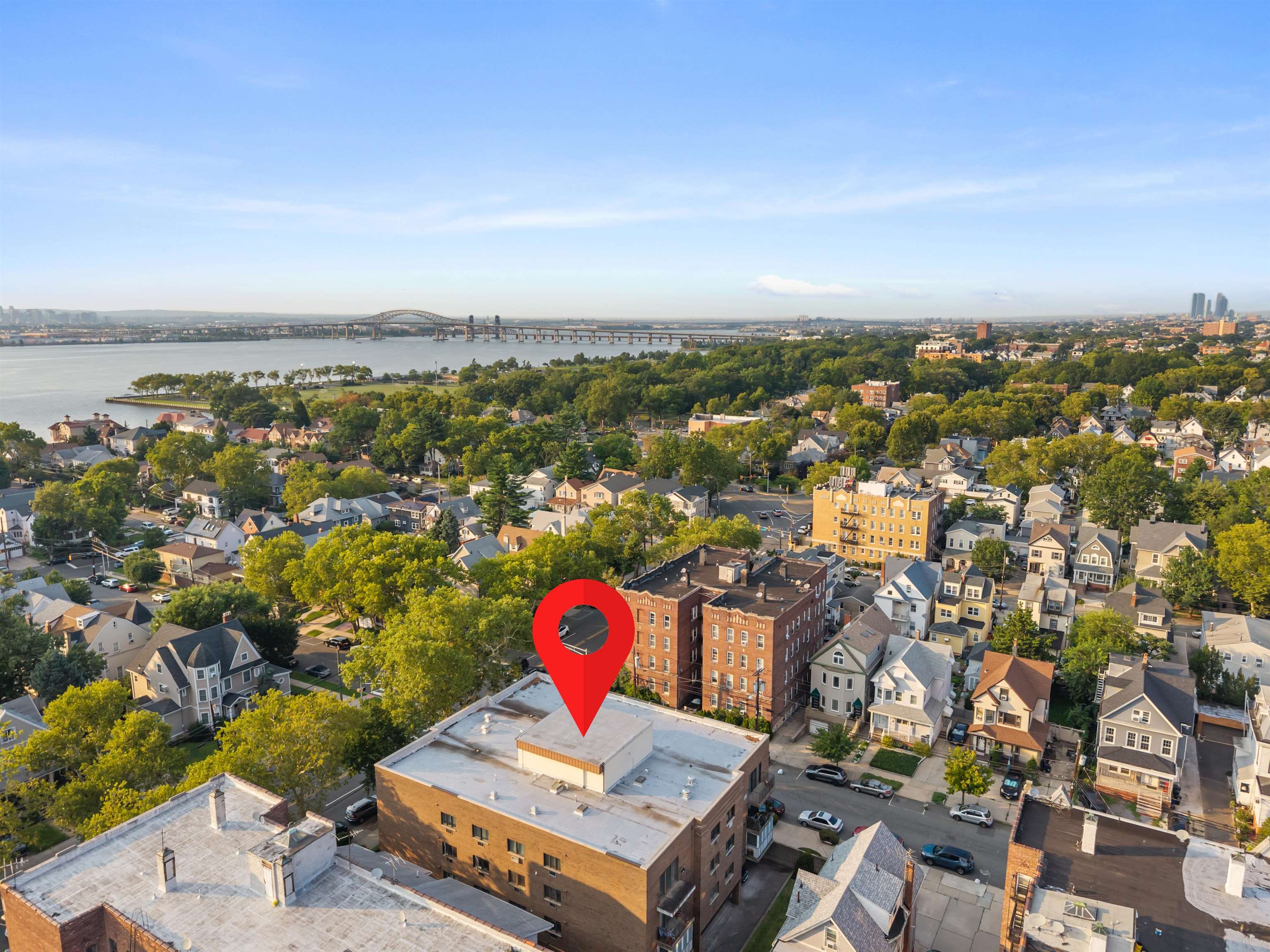 876 JOHN F KENNEDY BLVD #3B