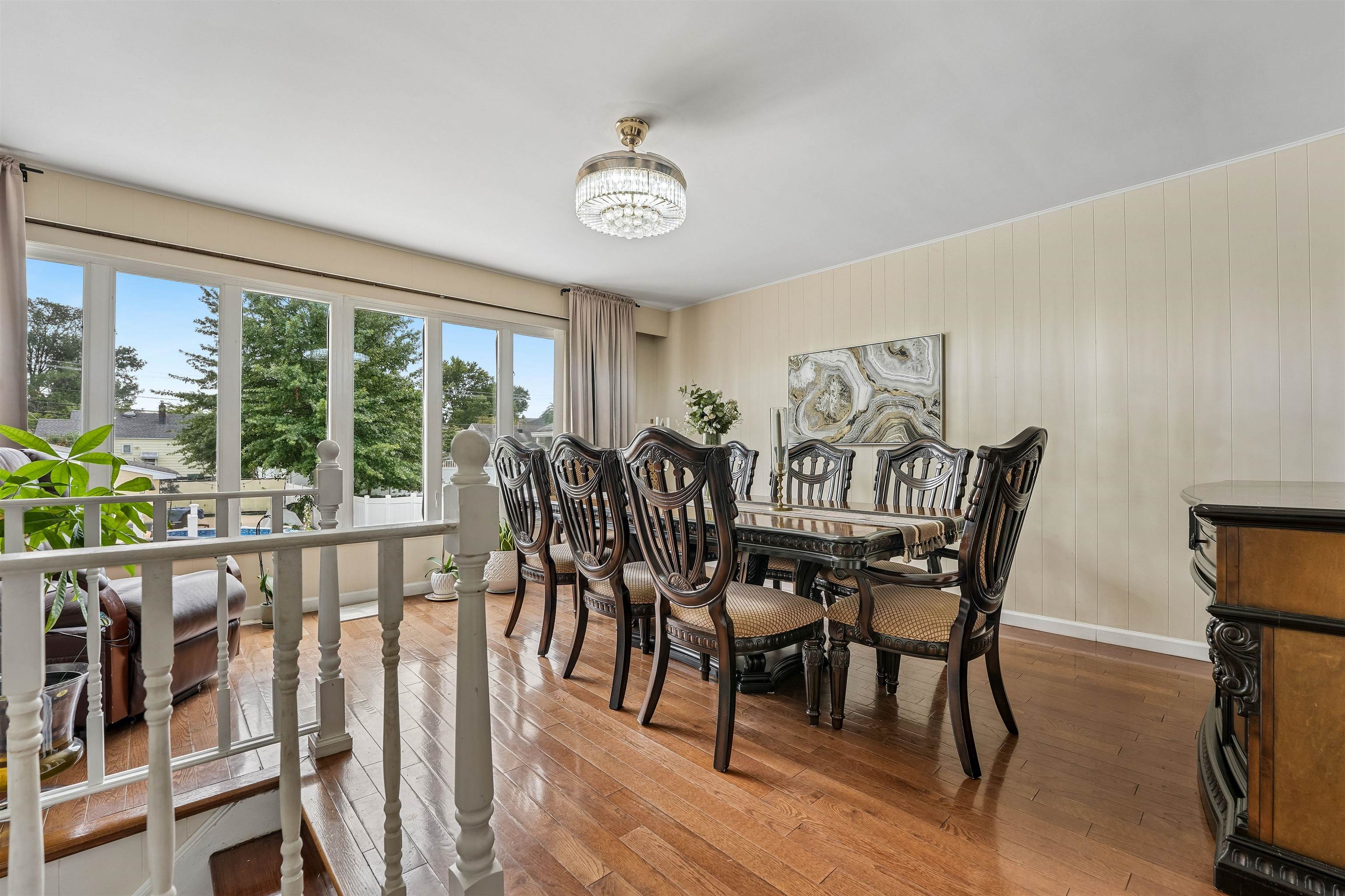 158 CHARLTON AVE - Photo 4