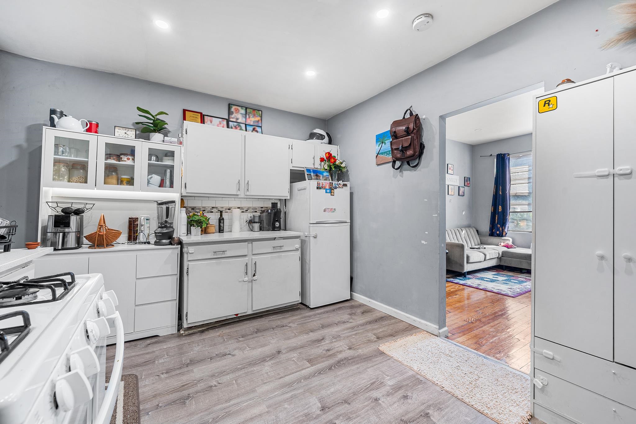 236 GRIFFITH ST - Photo 4