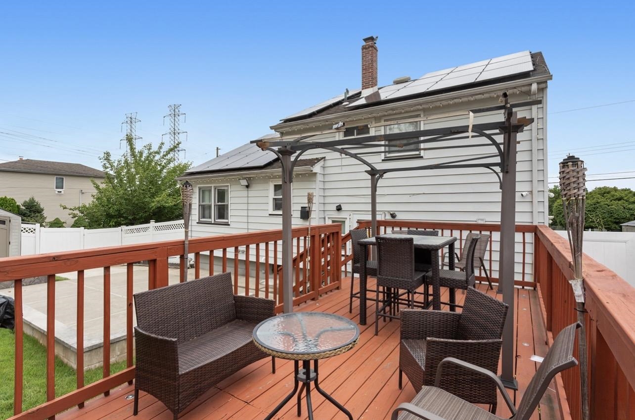 77 BERNICE RD