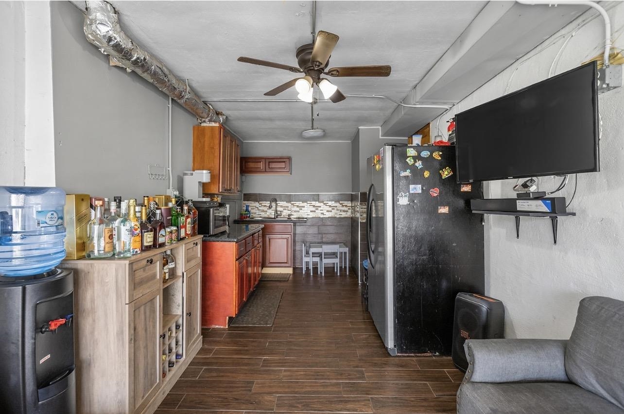 77 BERNICE RD