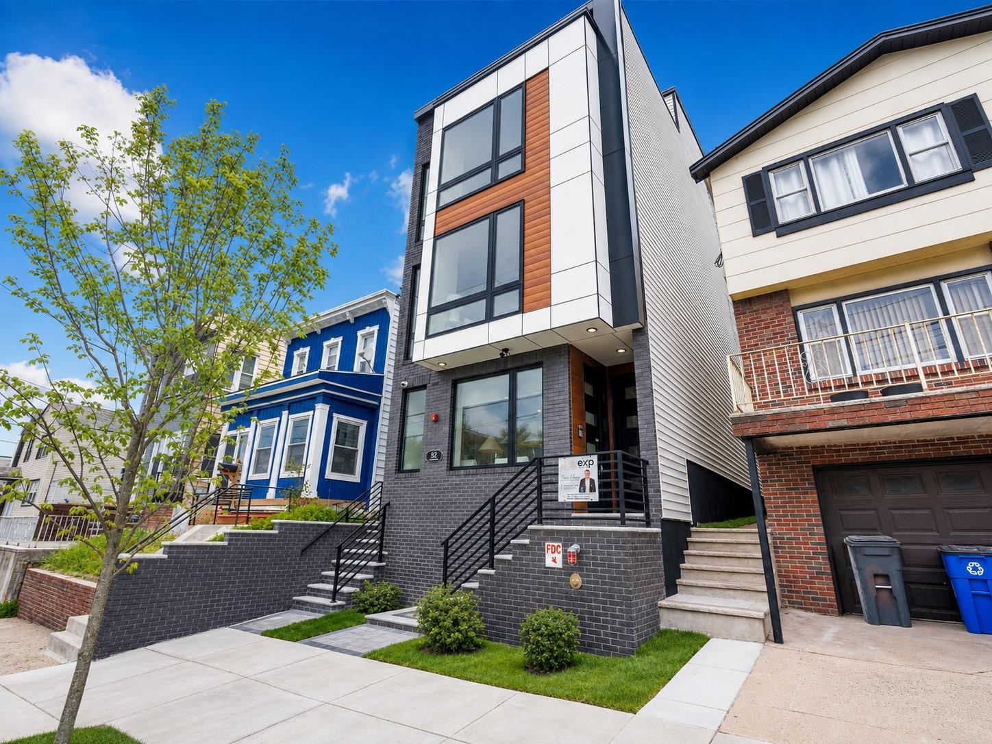 82 PAMRAPO AVE - Photo 3