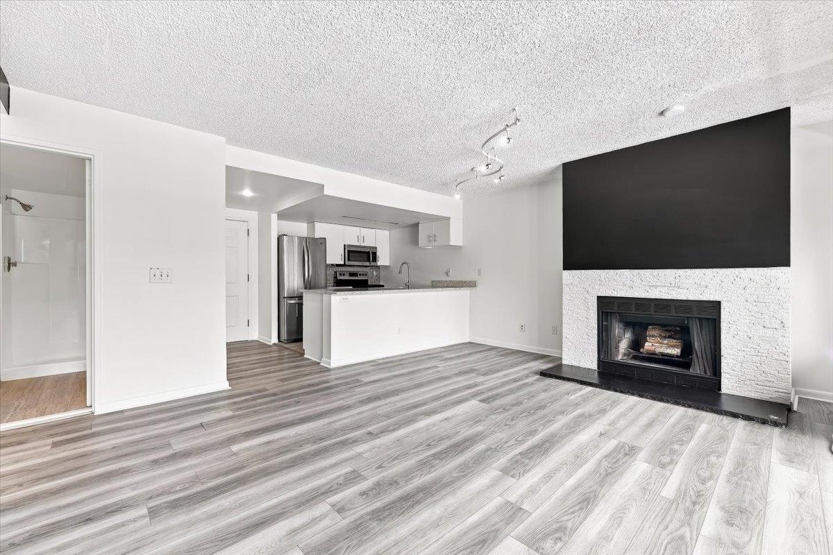 55 CLINTON PL - Photo 3