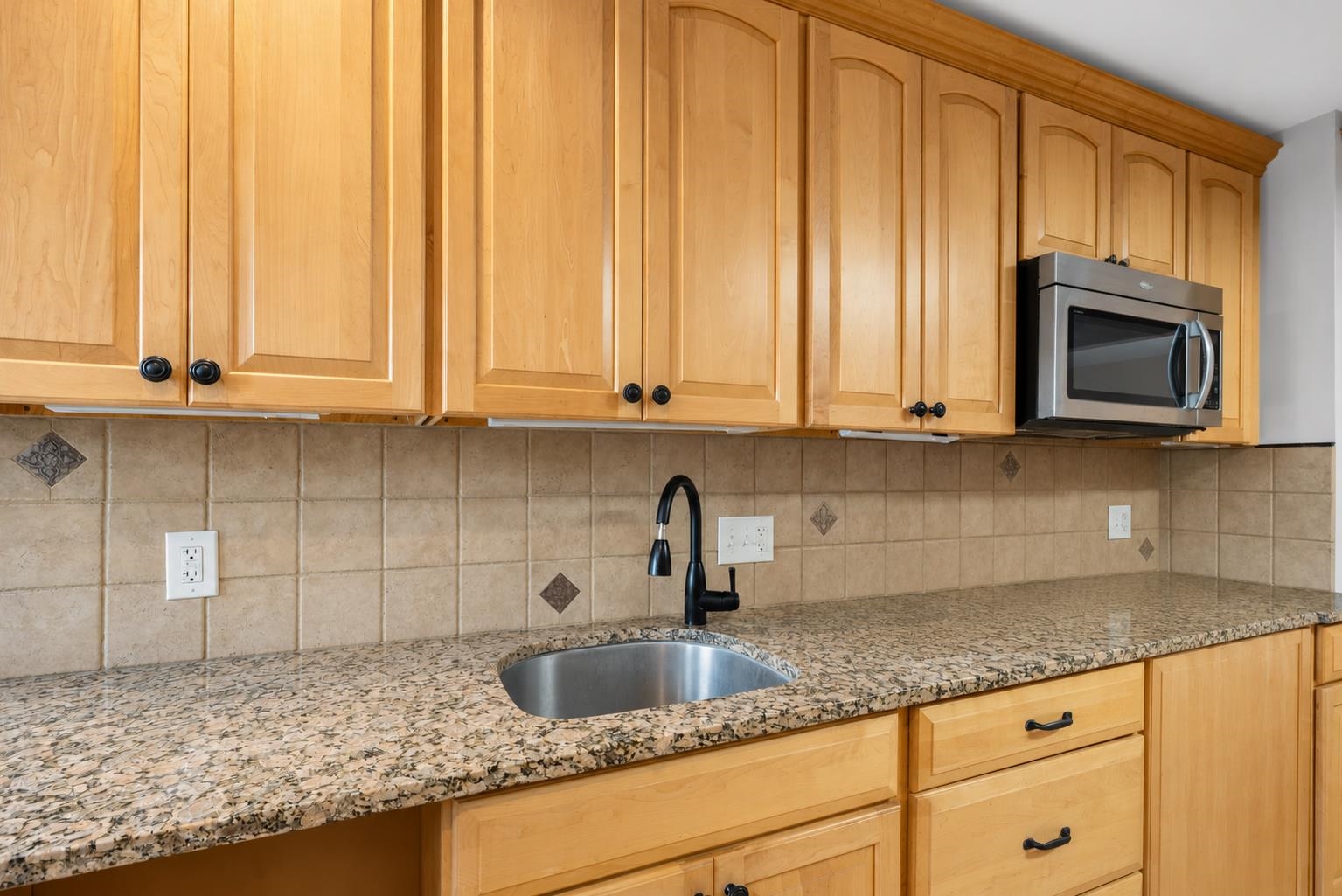 522 26TH ST - Photo 3