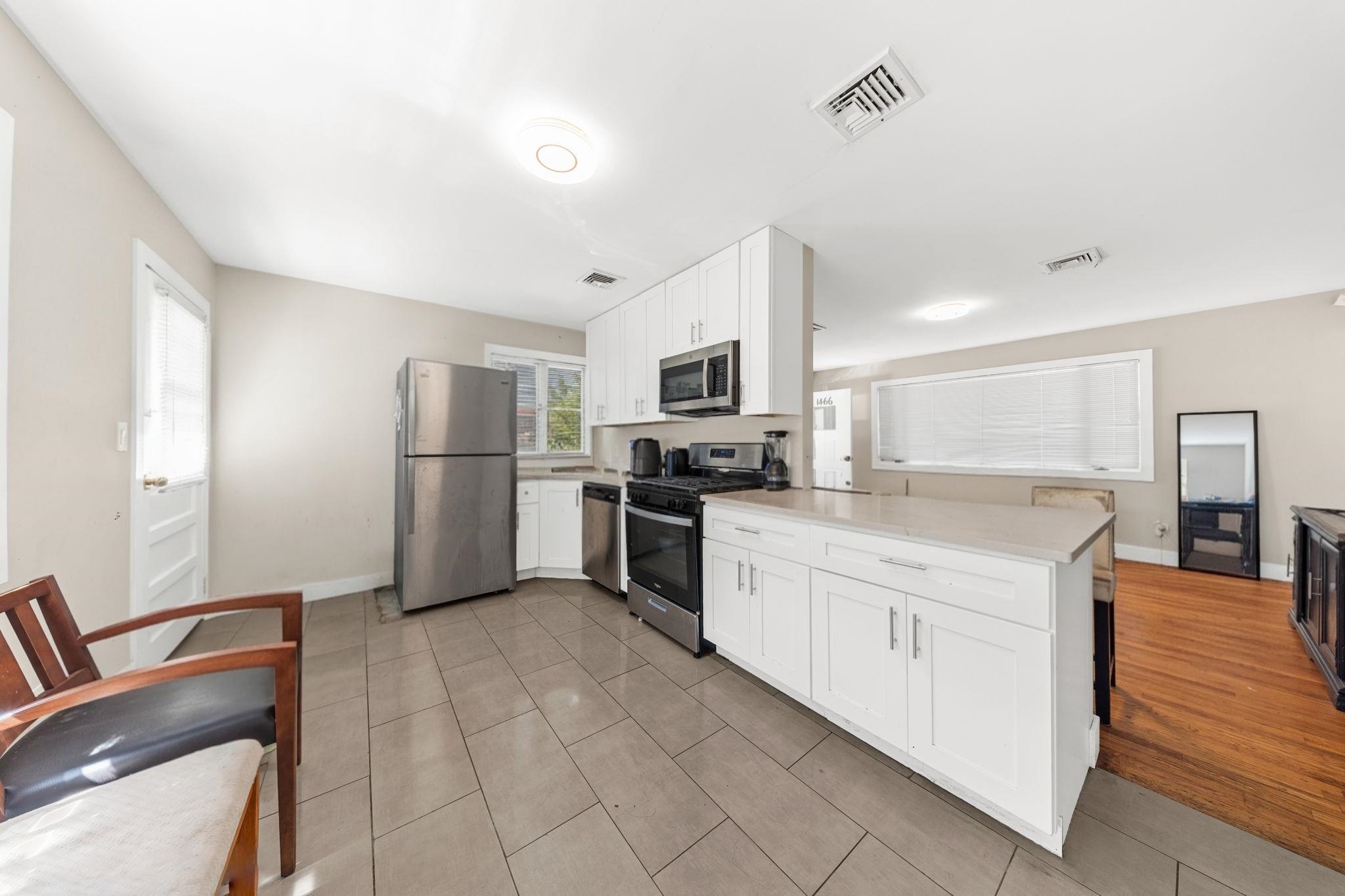 1466 44TH ST - Photo 5