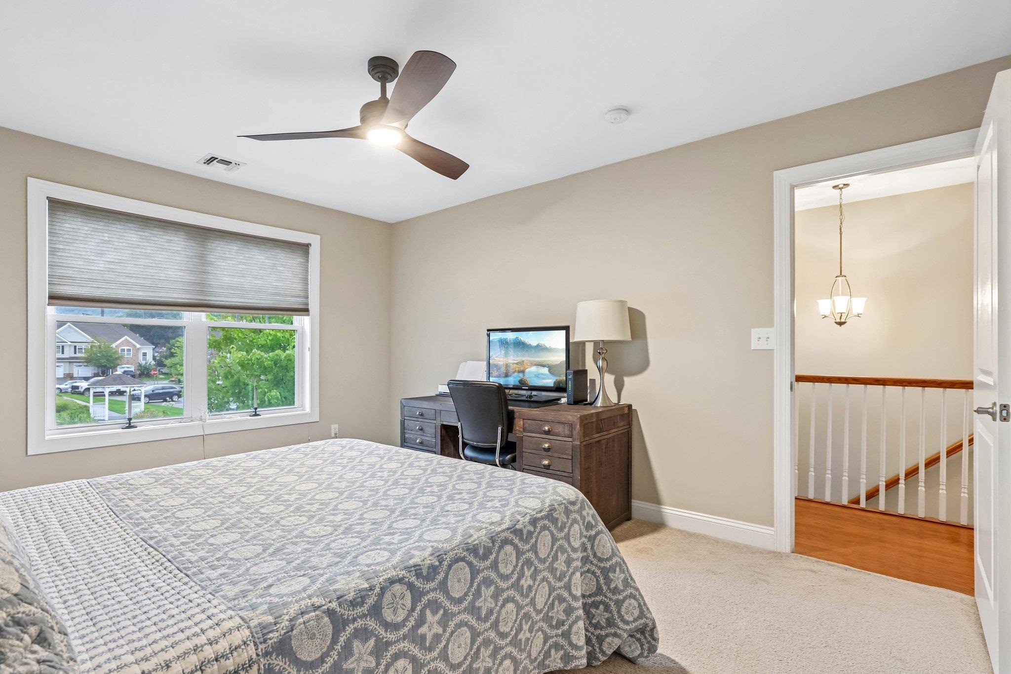 35 RED OAK CT