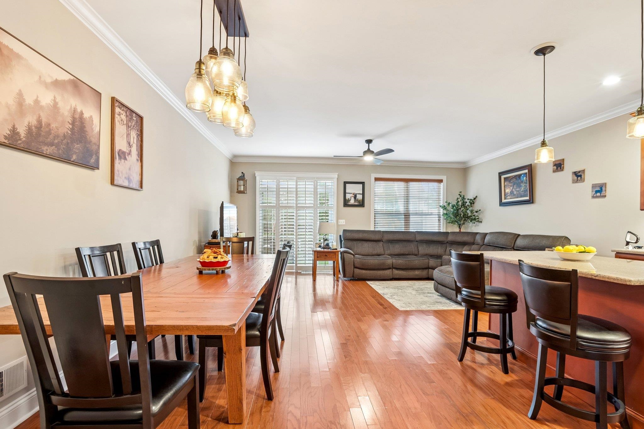 35 RED OAK CT