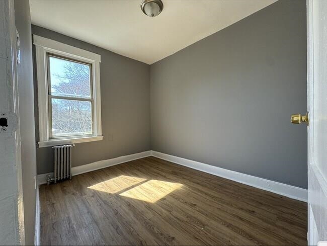 119 WOODLAWN AVE - Photo 5