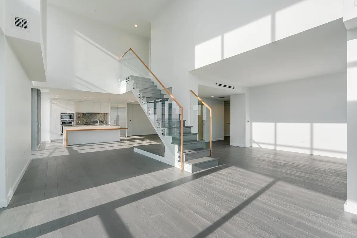 320 ADOLPHUS AVE - Photo 3