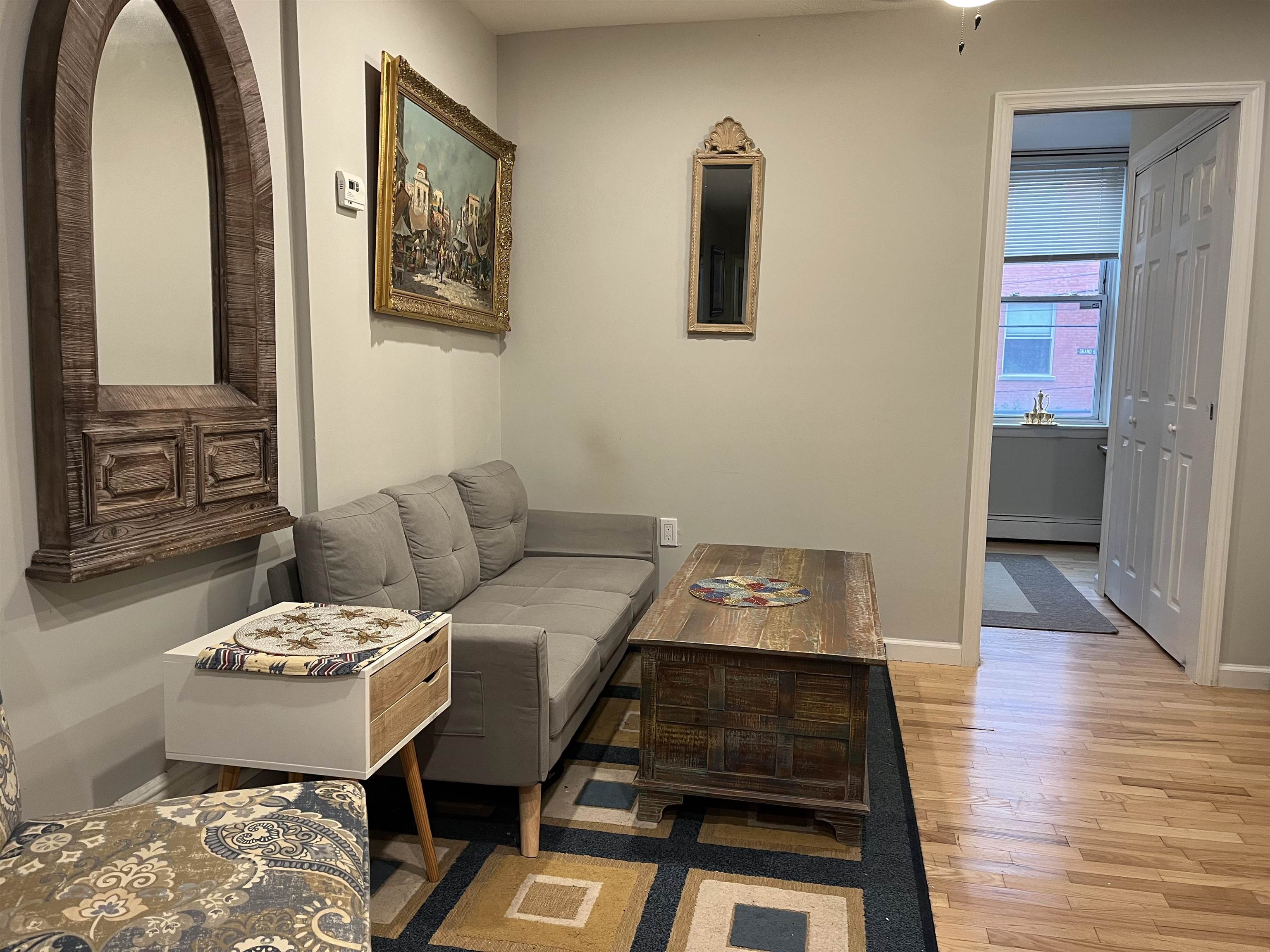 233 GRAND ST - Photo 2
