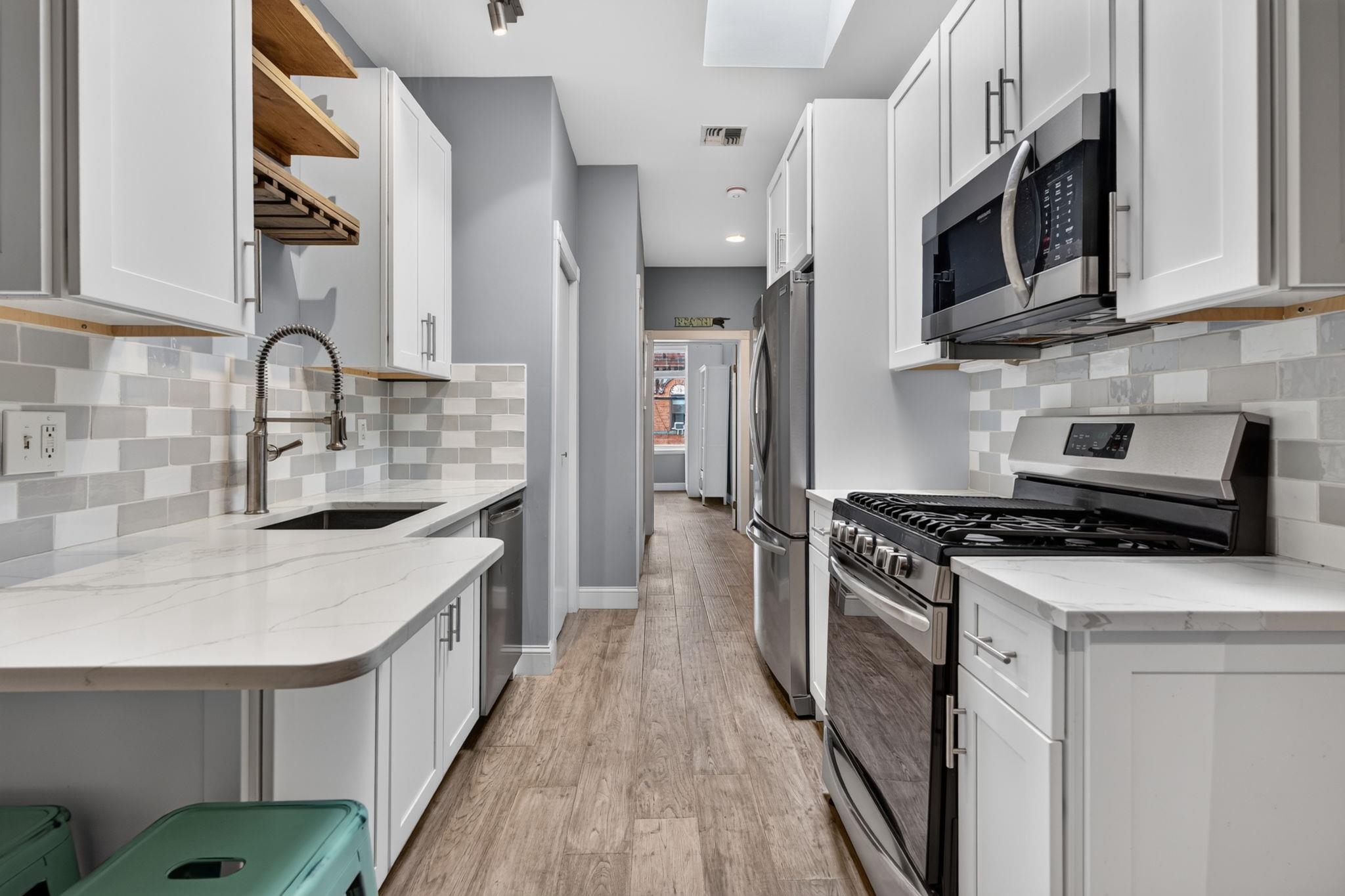 815 WILLOW AVE - Photo 3