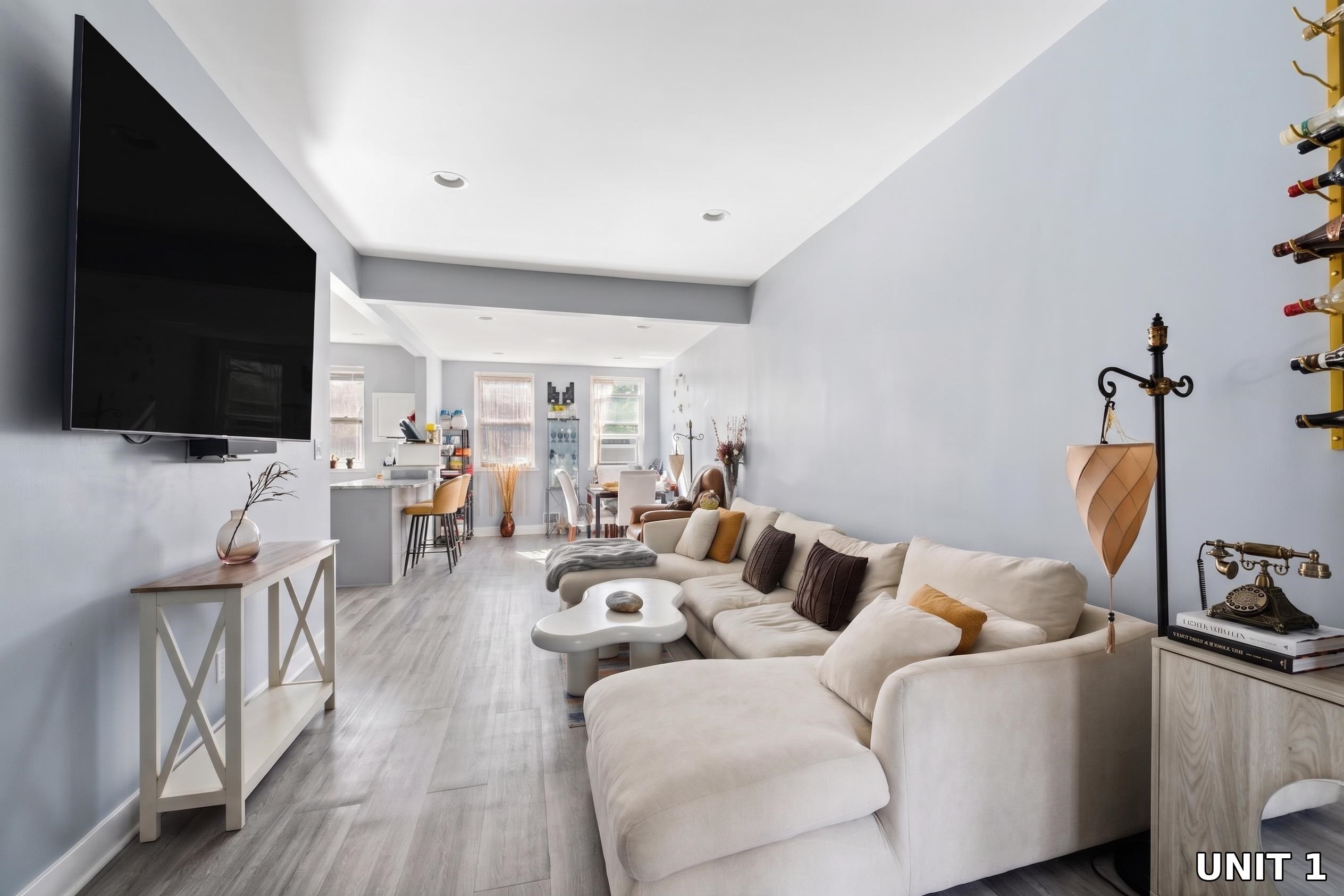 220 DELAWARE AVE - Photo 2