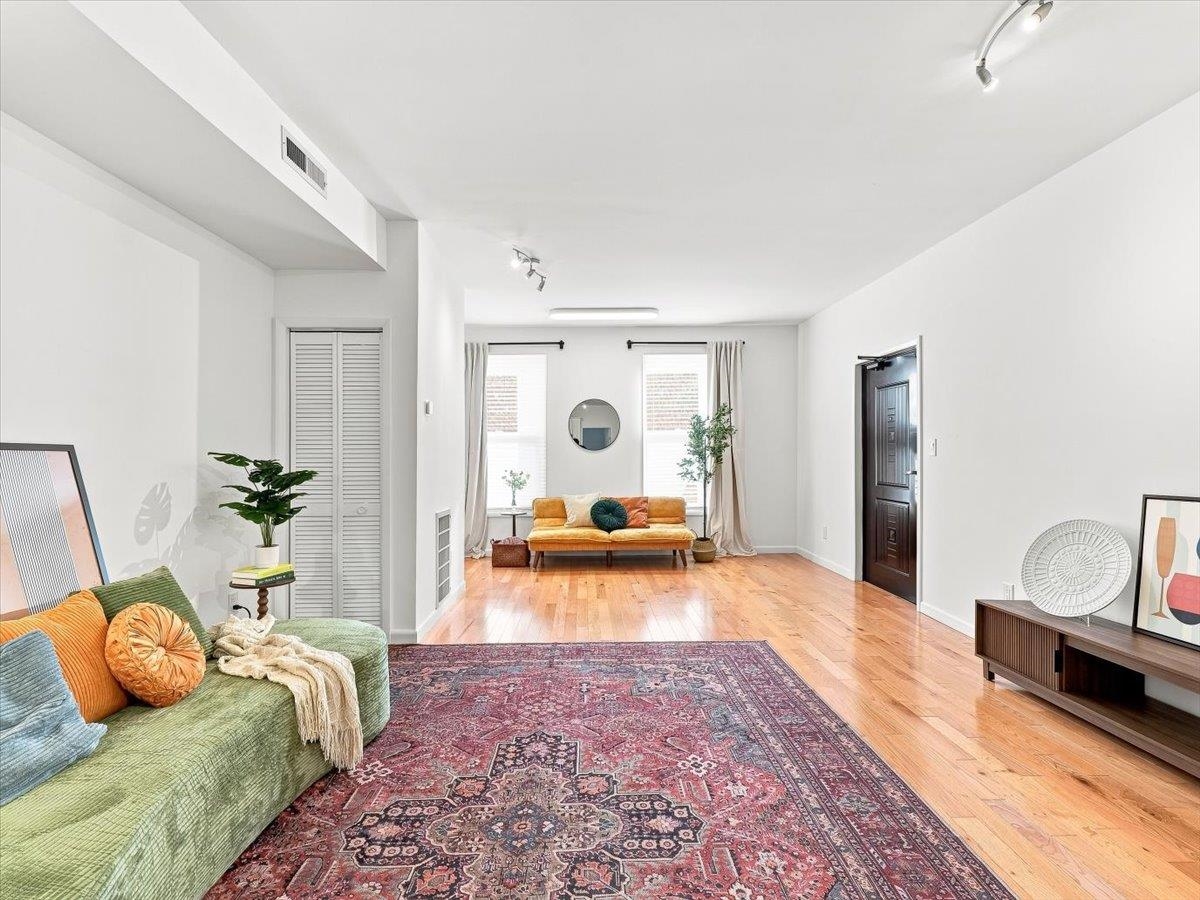 108 PROSPECT ST - Photo 2