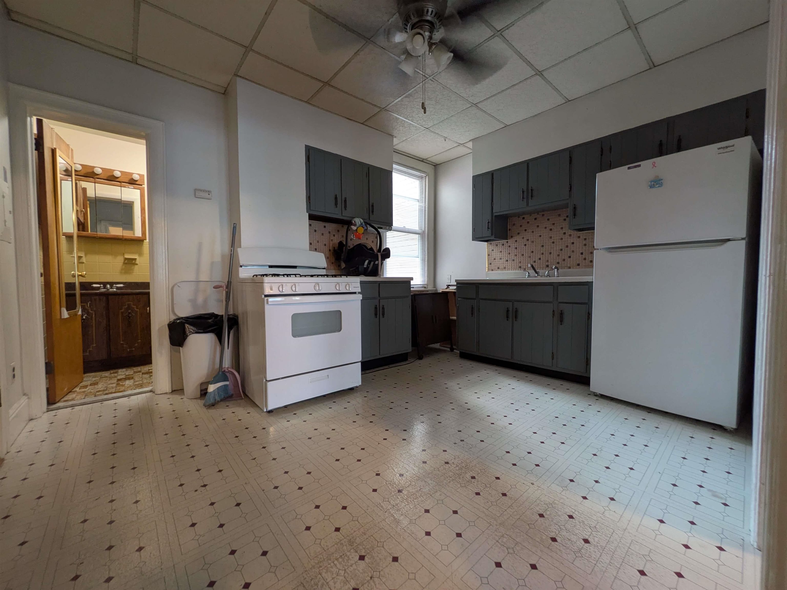 94 WEST 13TH ST - Photo 4