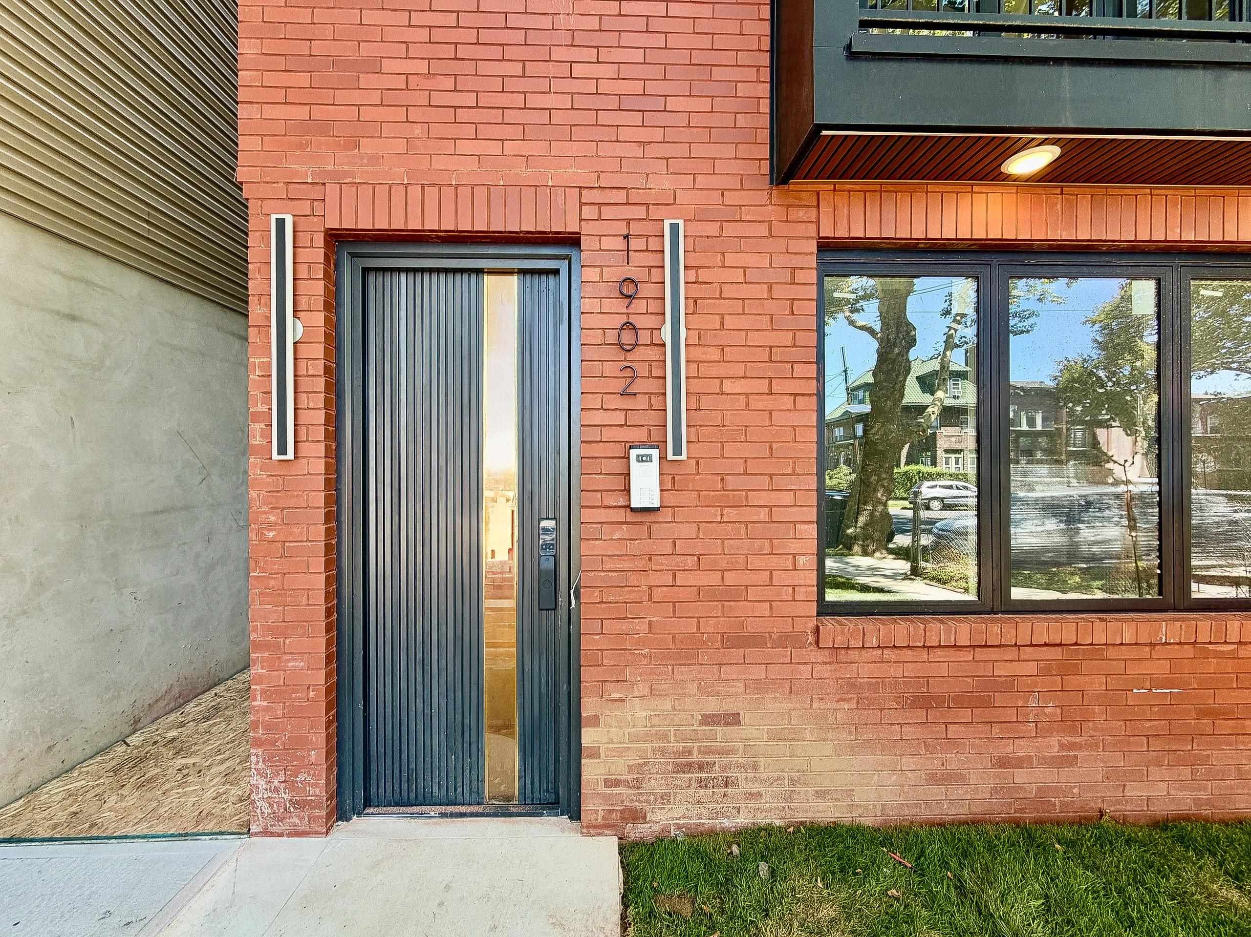 1902 JOHN F KENNEDY BLVD - Photo 2