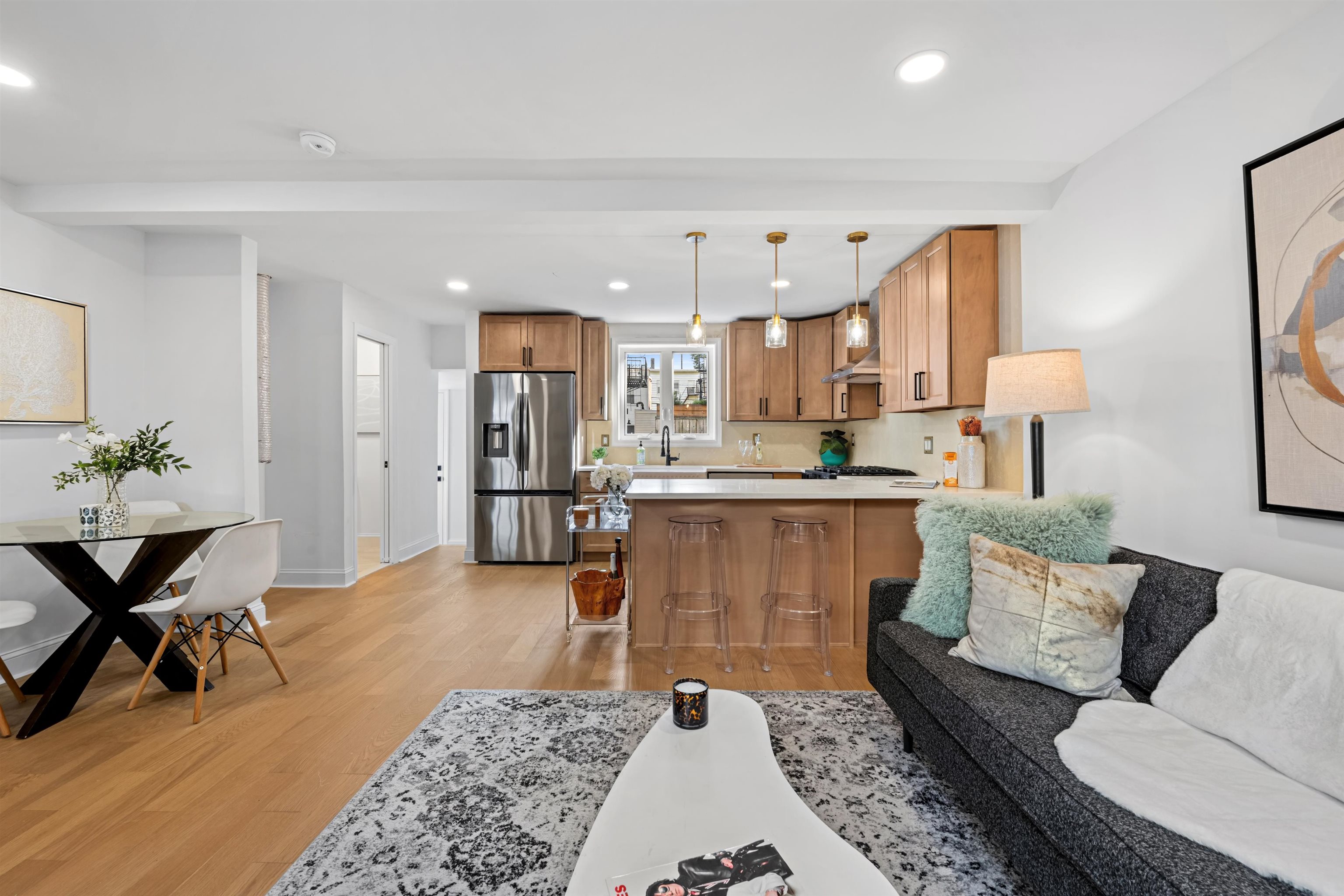 419 2ND ST - Photo 3