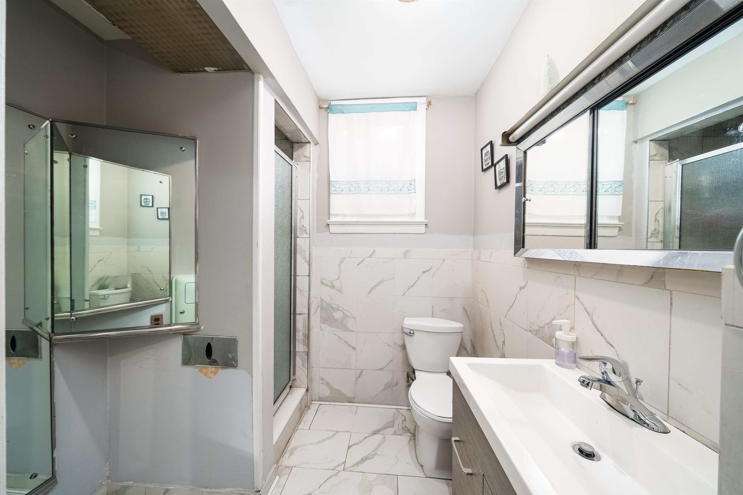 20 WEST 22ND ST - Photo 3