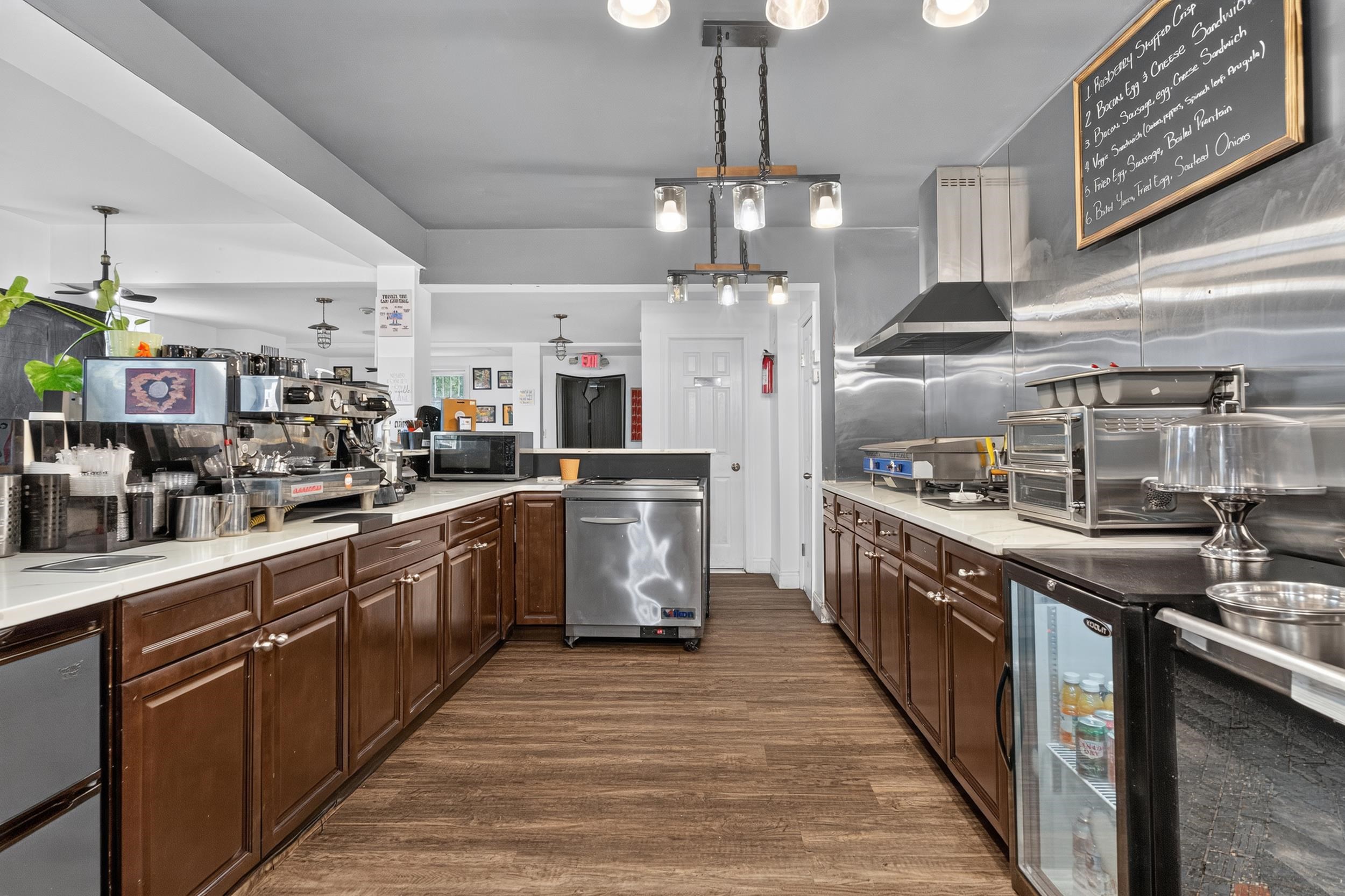 80 MALLORY AVE - Photo 3