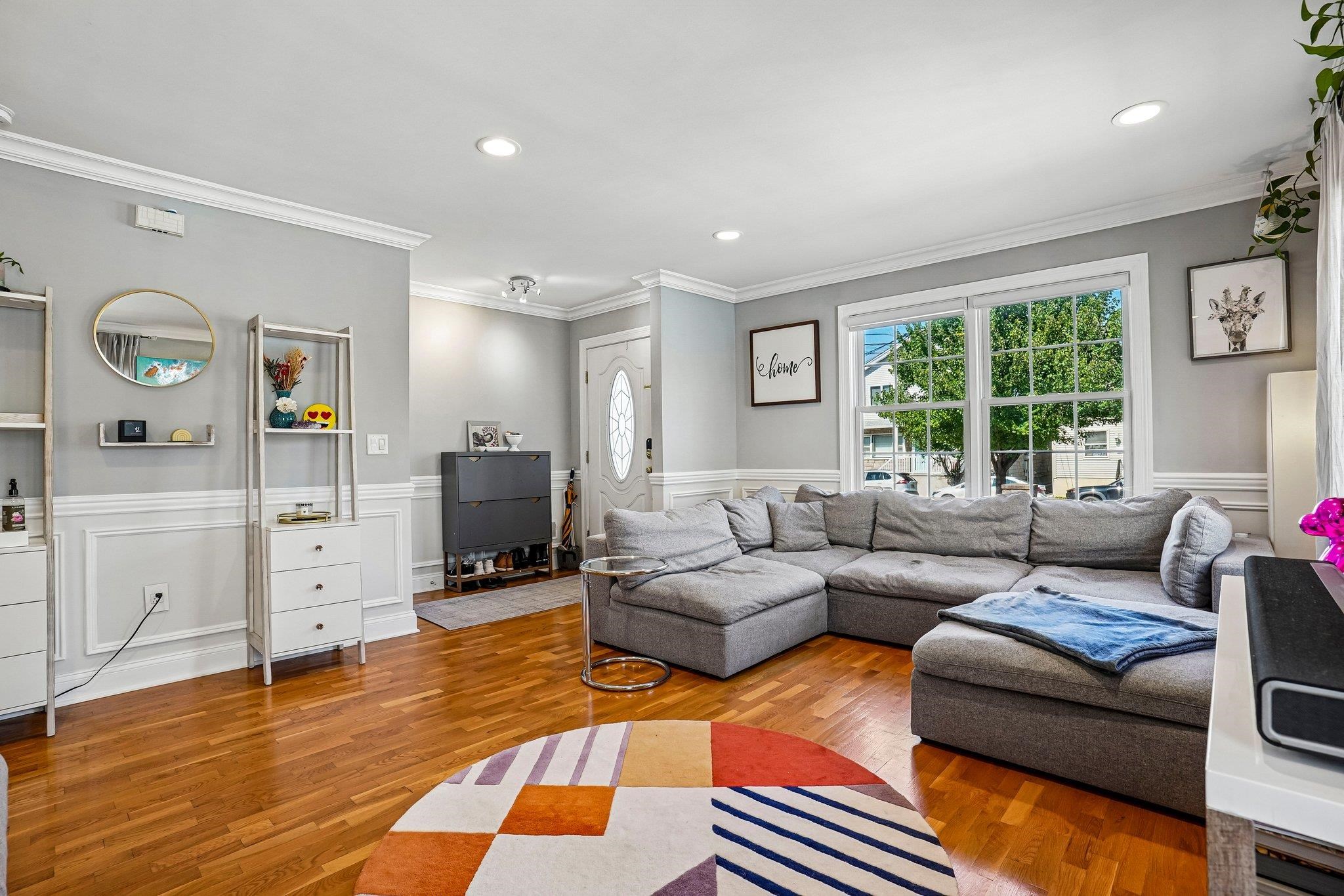 364 GROVE ST - Photo 5