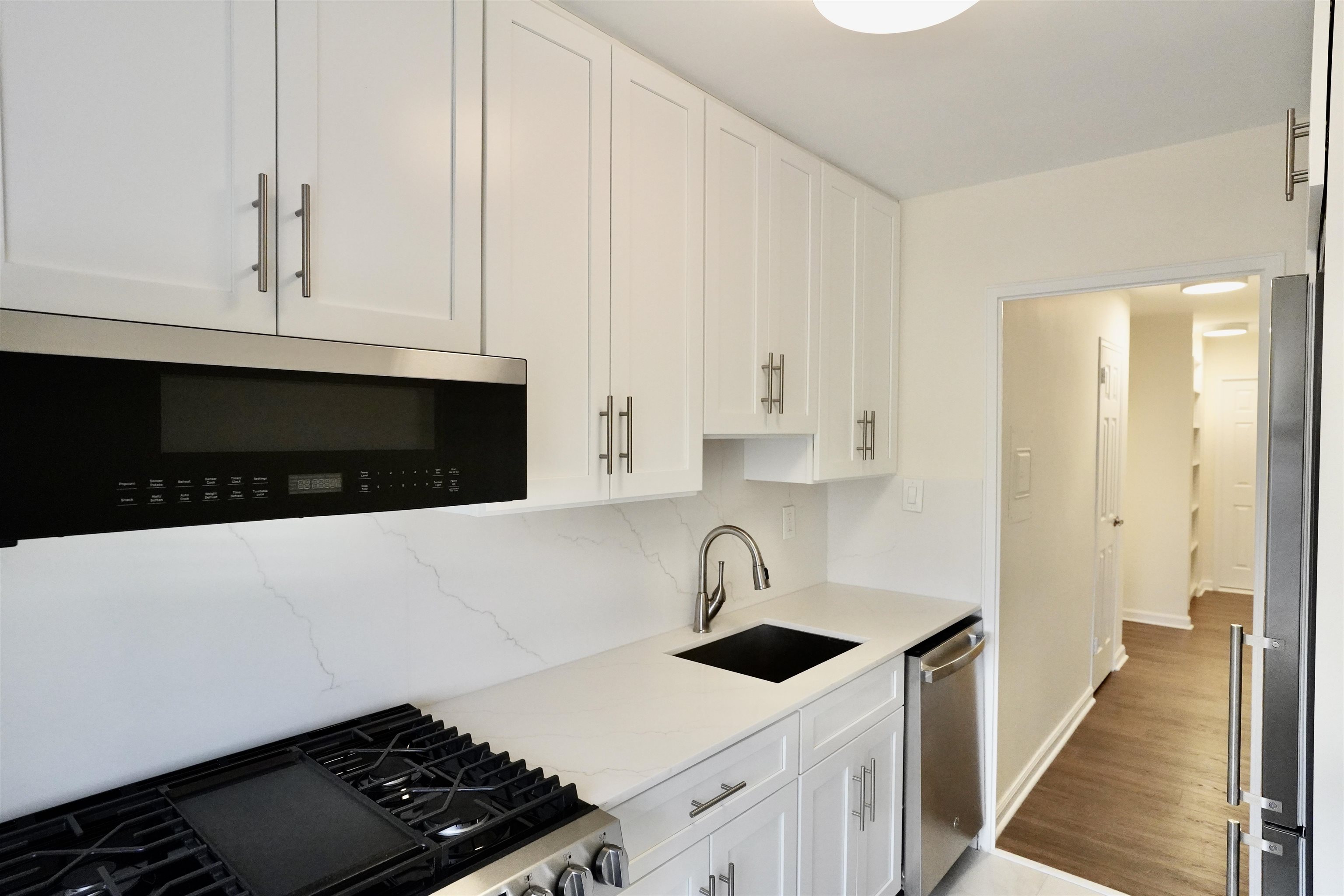 225 ST PAULS AVE - Photo 3