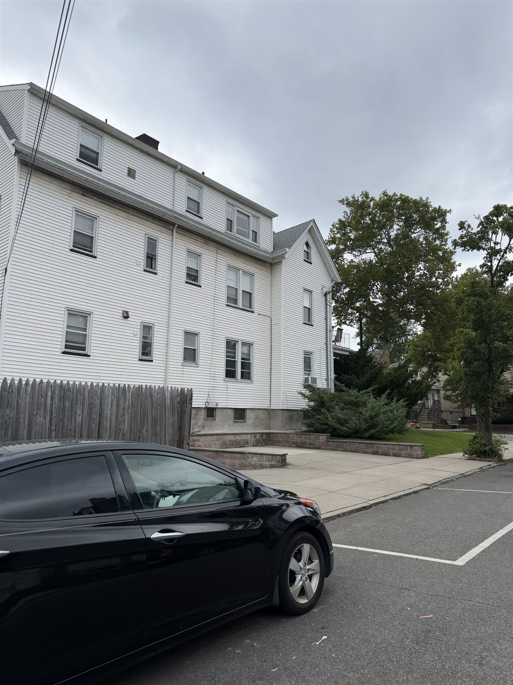 270-272 KENNEDY BLVD - Photo 5