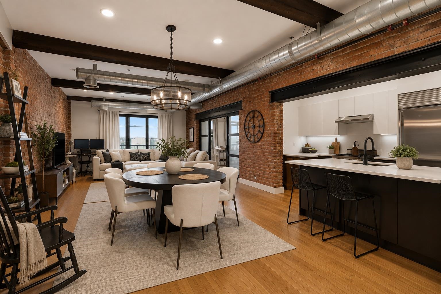 610 CLINTON ST - Photo 3