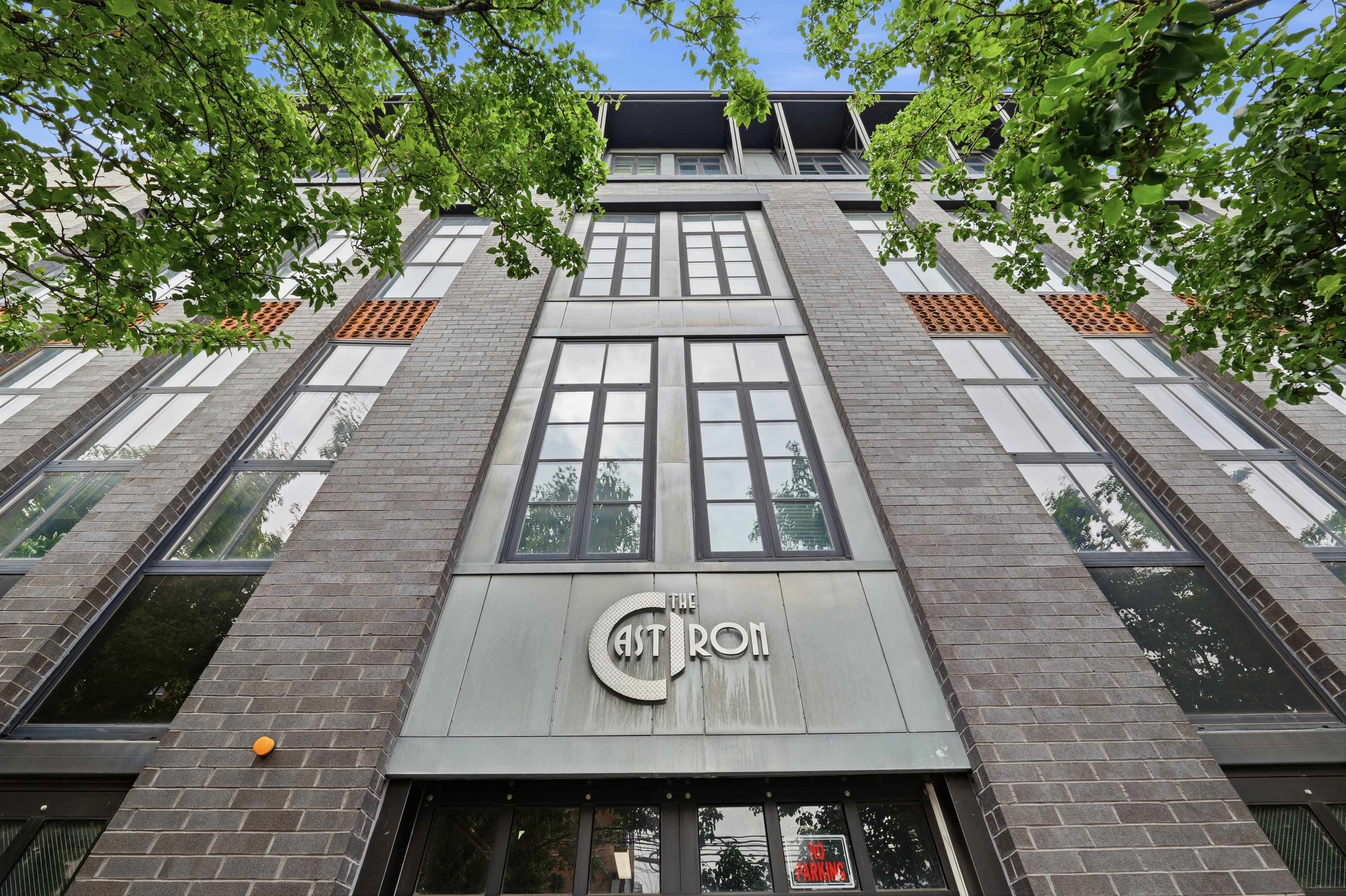 610 CLINTON ST #2W