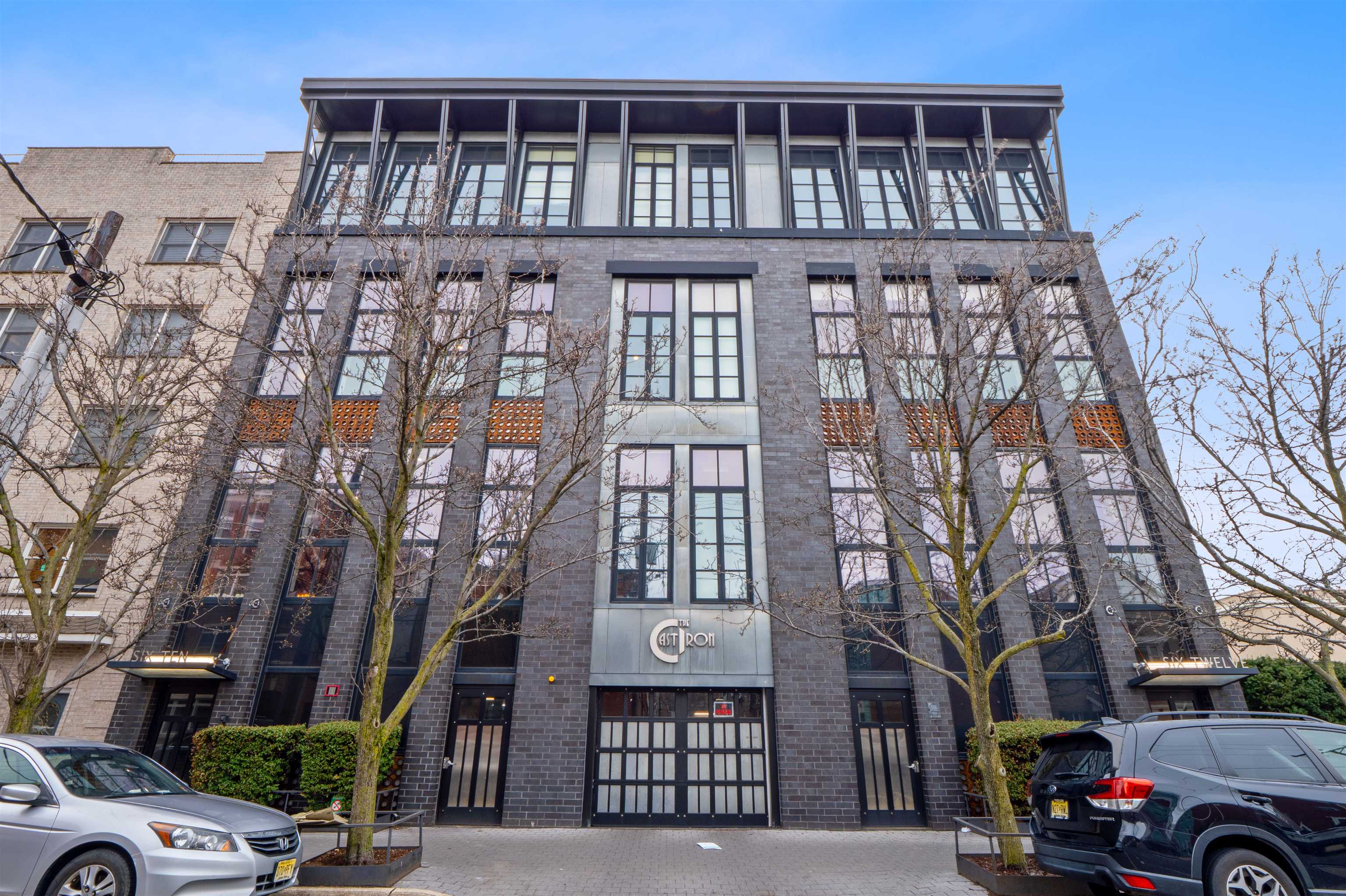 610 CLINTON ST #2W