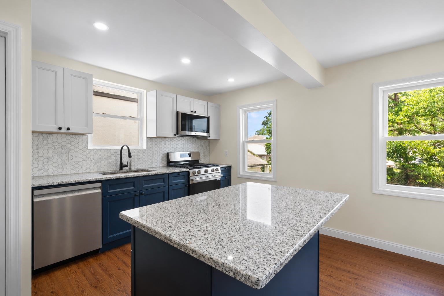 731 HUMBOLDT ST - Photo 4