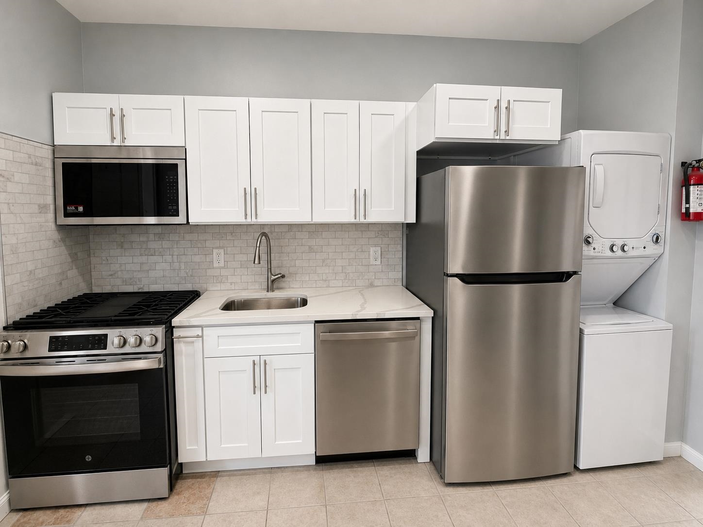1320 44TH ST - Photo 4