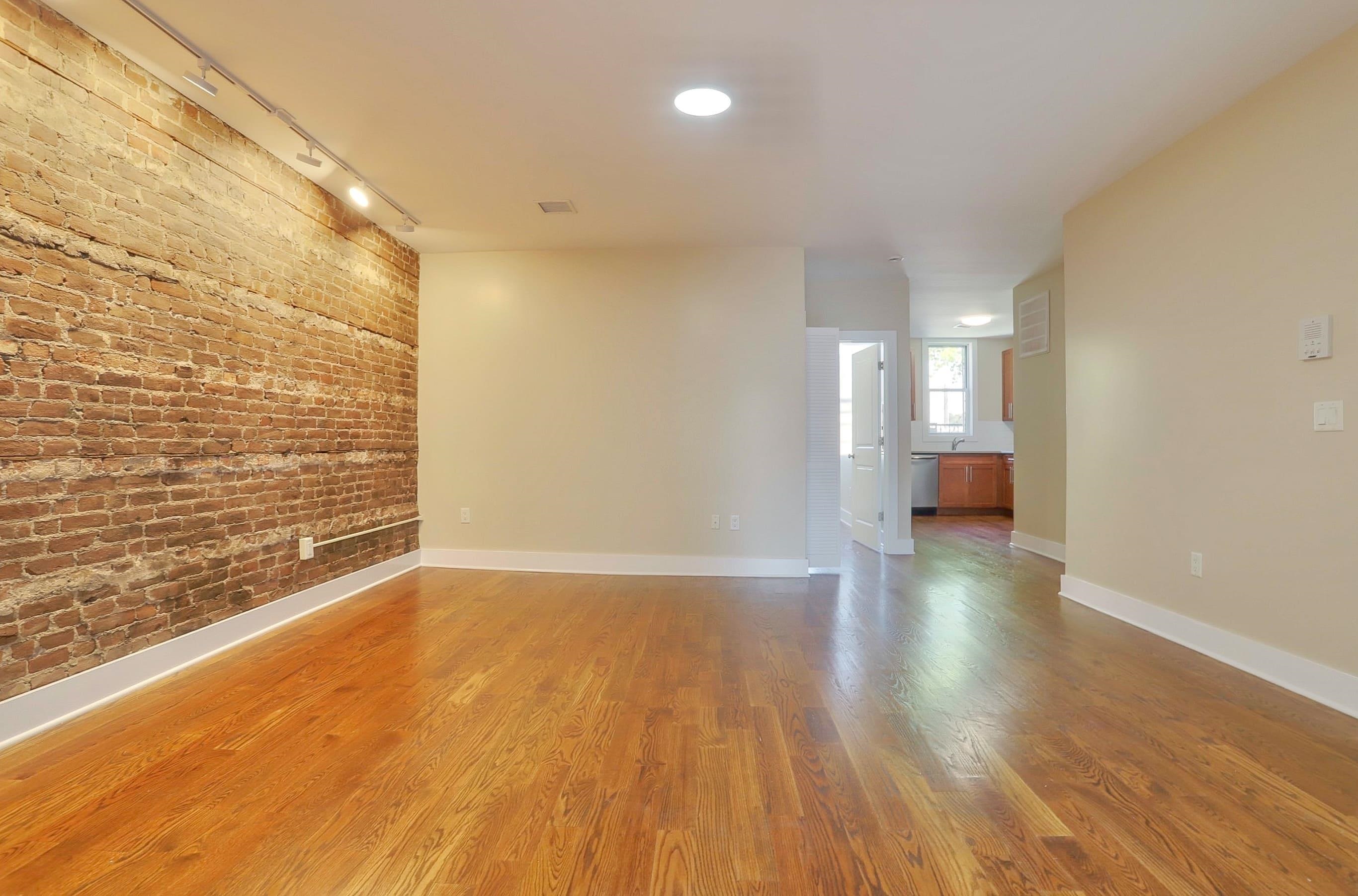 824 WASHINGTON ST #2