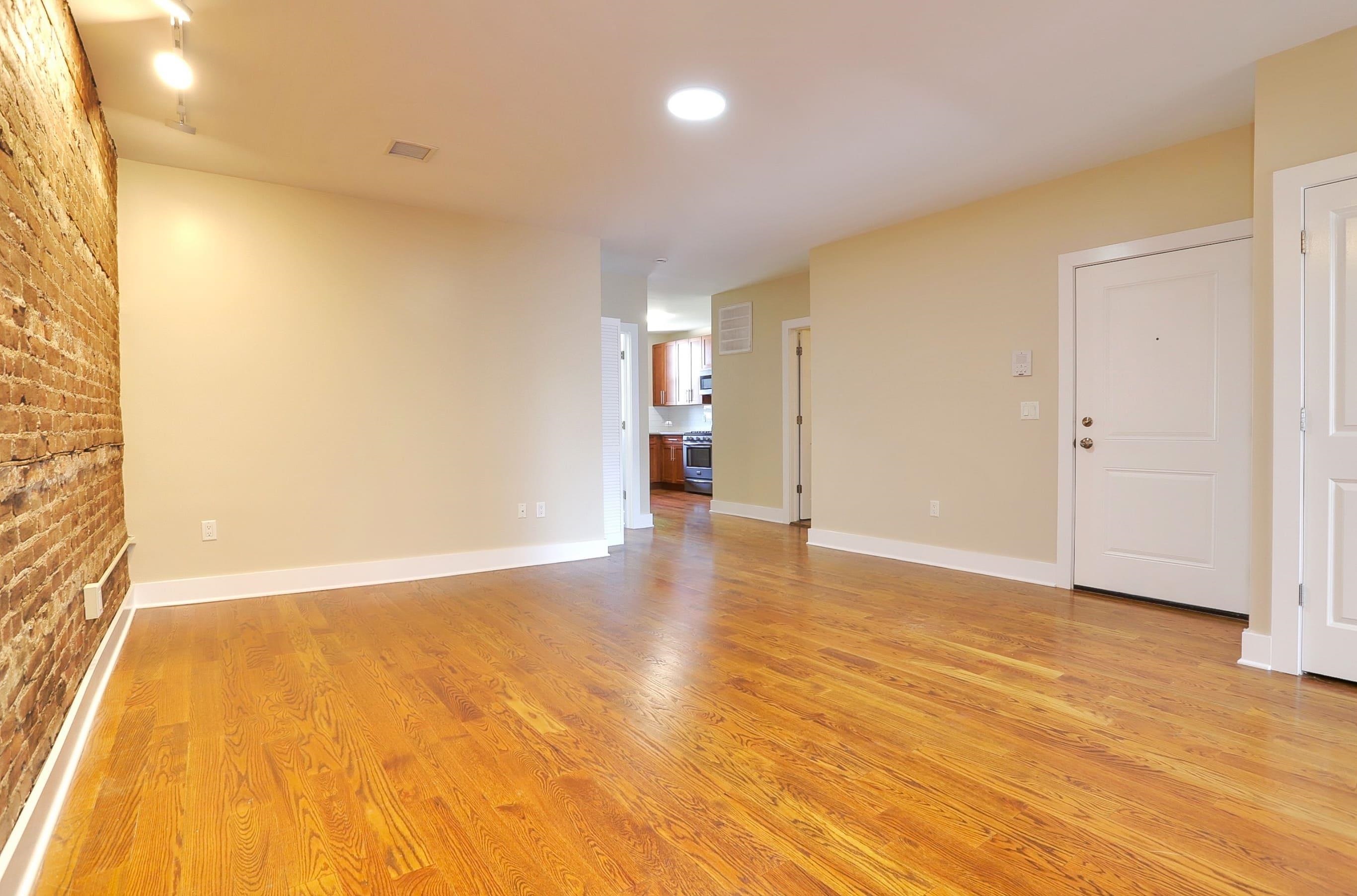 824 WASHINGTON ST #2