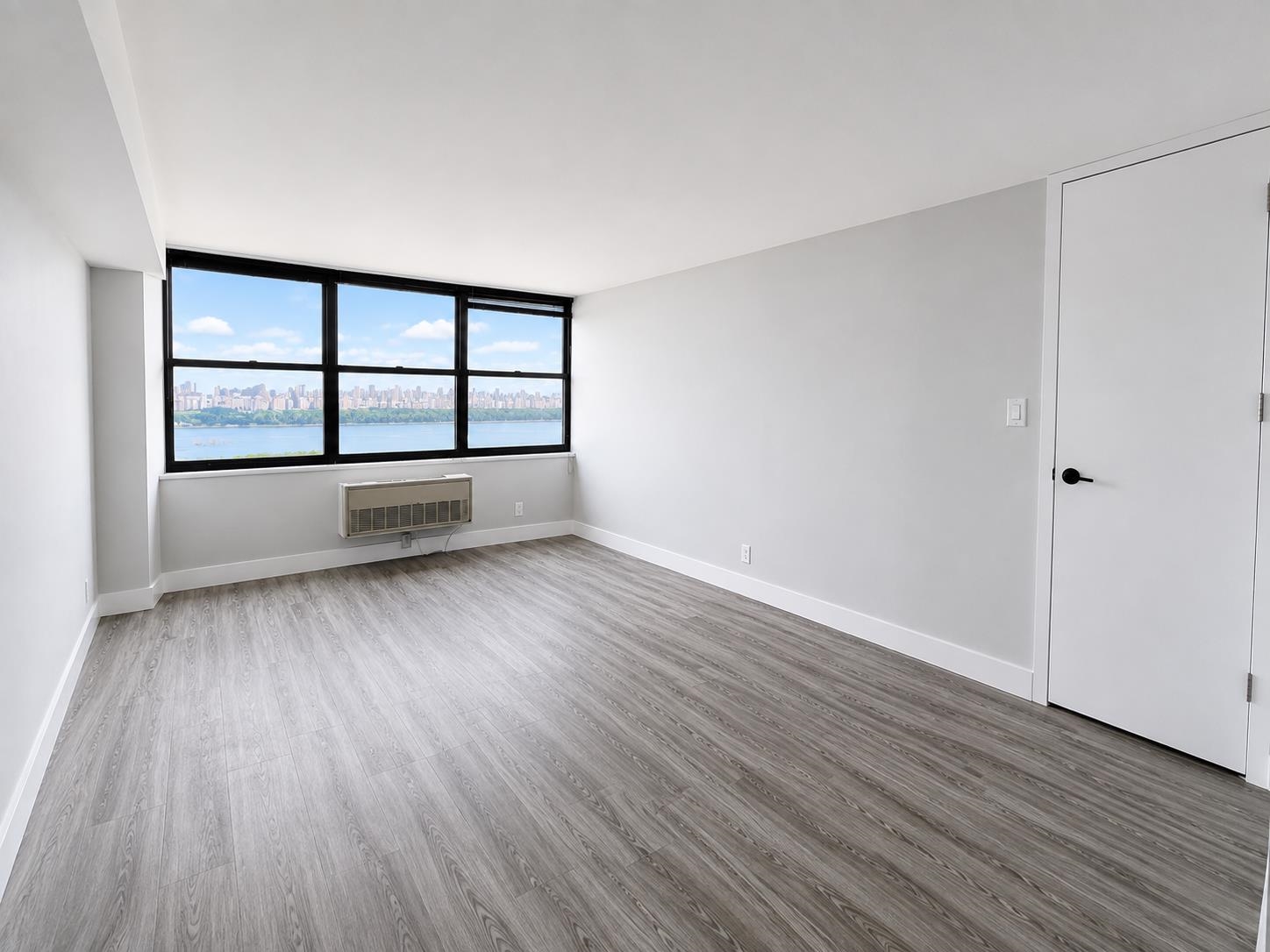 7002 BLVD EAST #15P