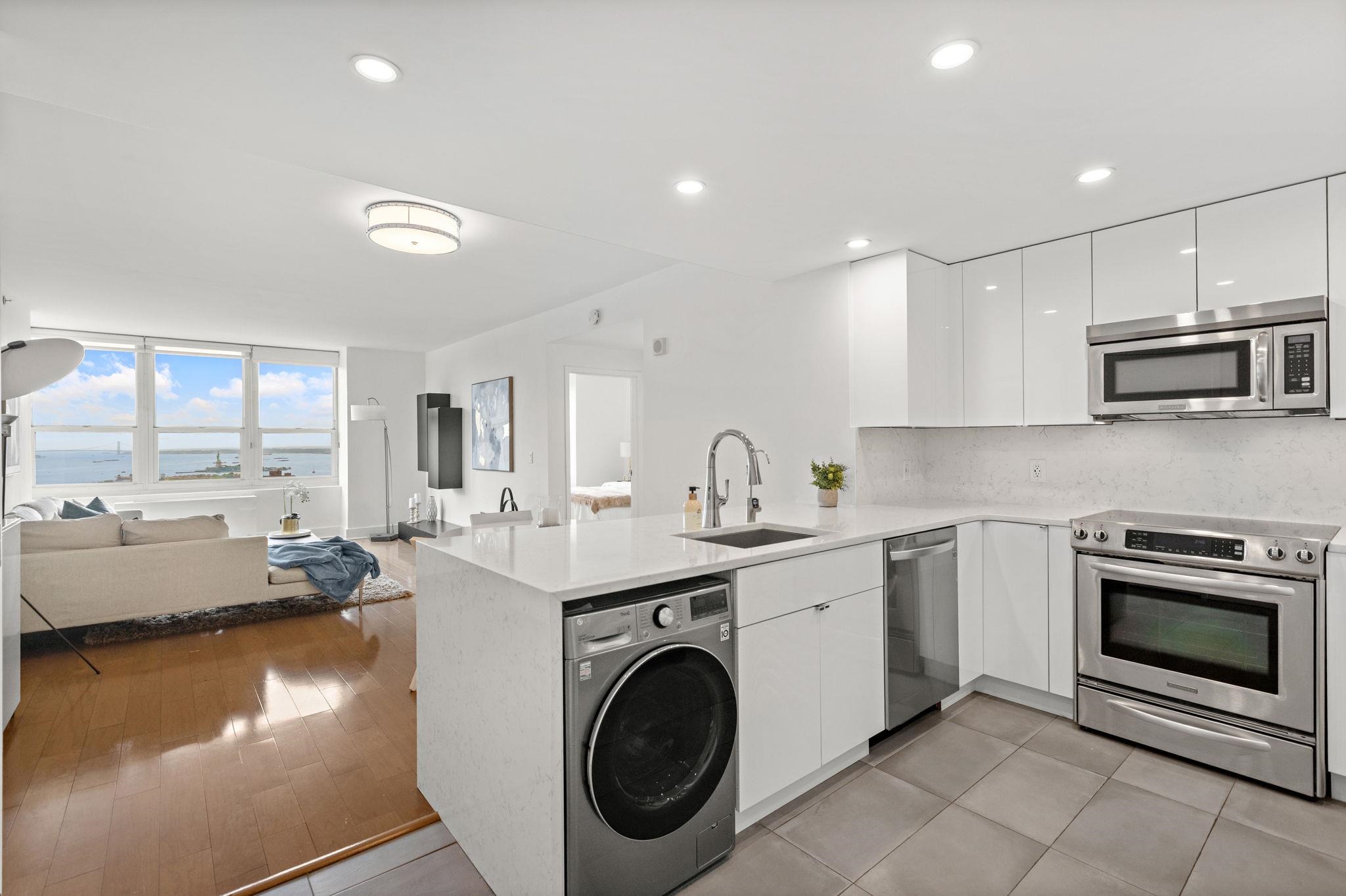 88 MORGAN ST #4006
