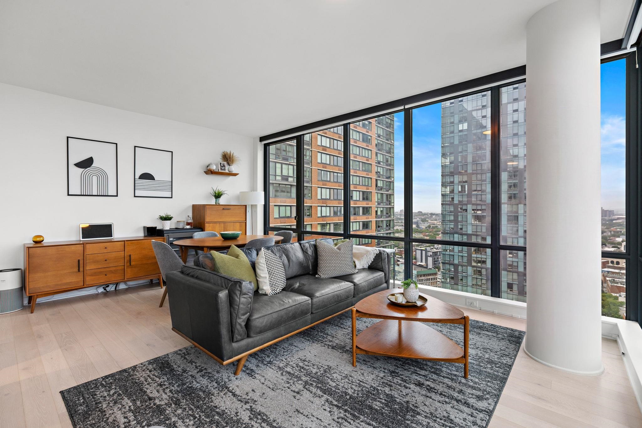 155 BAY ST - Photo 3