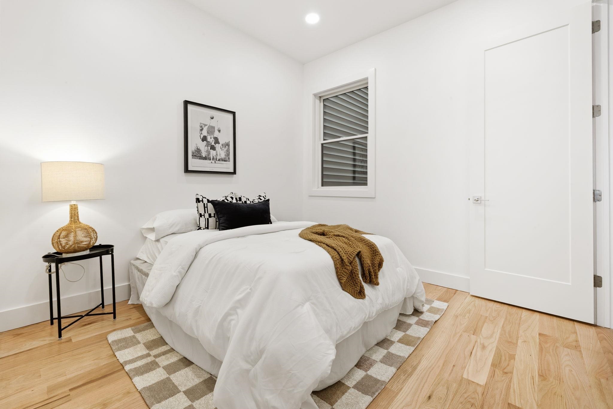 271 WEBSTER AVE #2