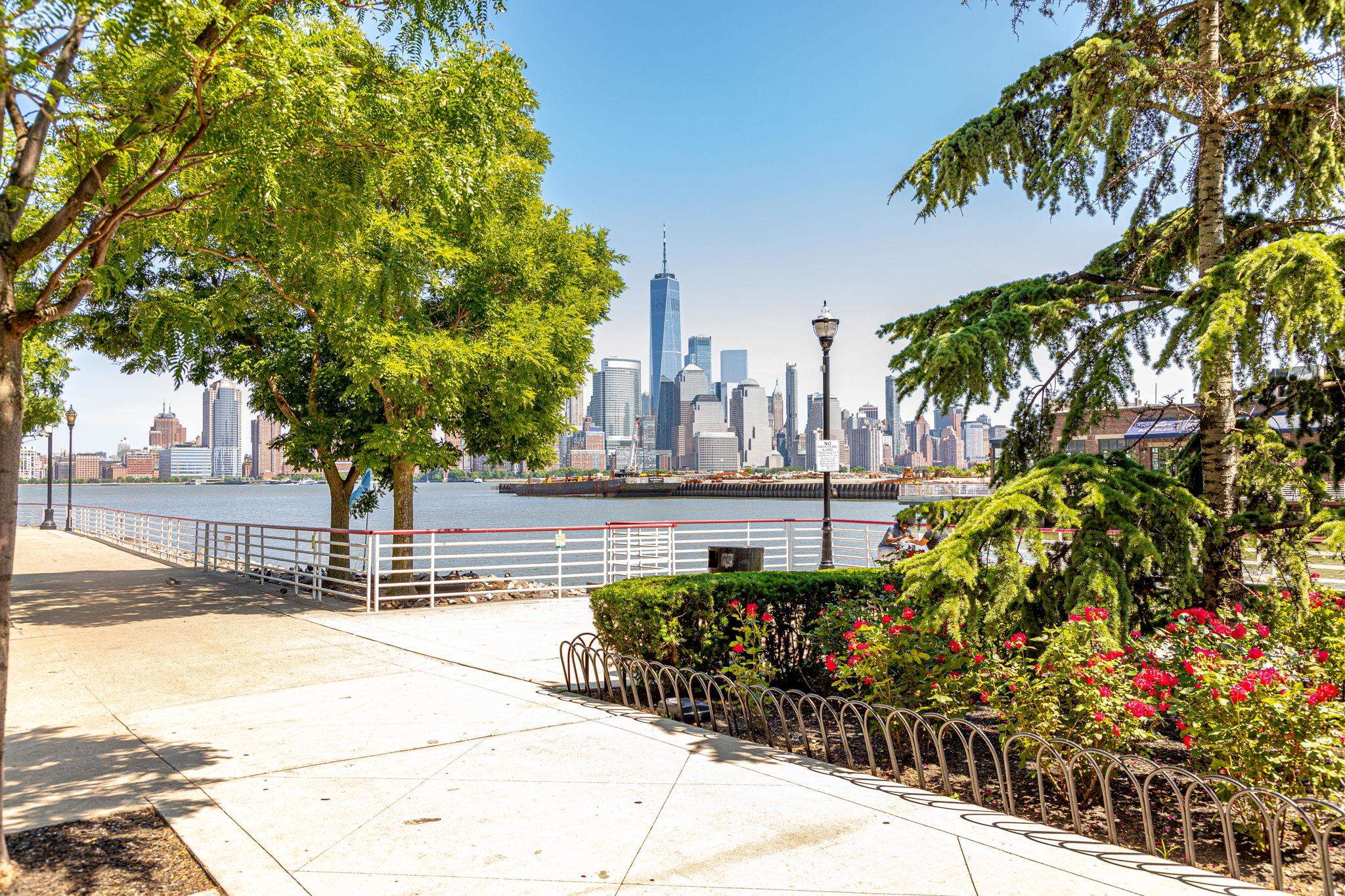 271 WEBSTER AVE #2