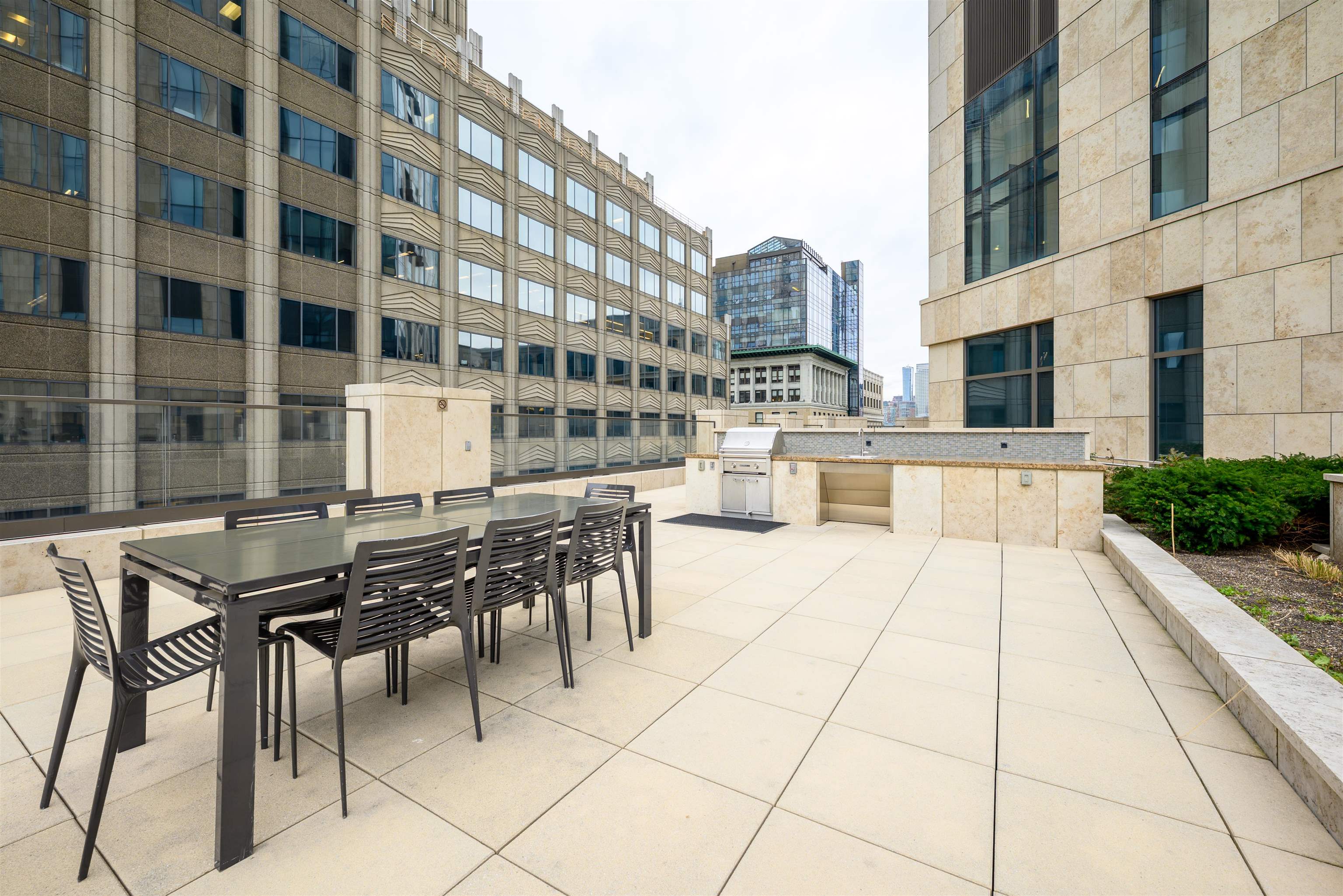 99 HUDSON ST #205