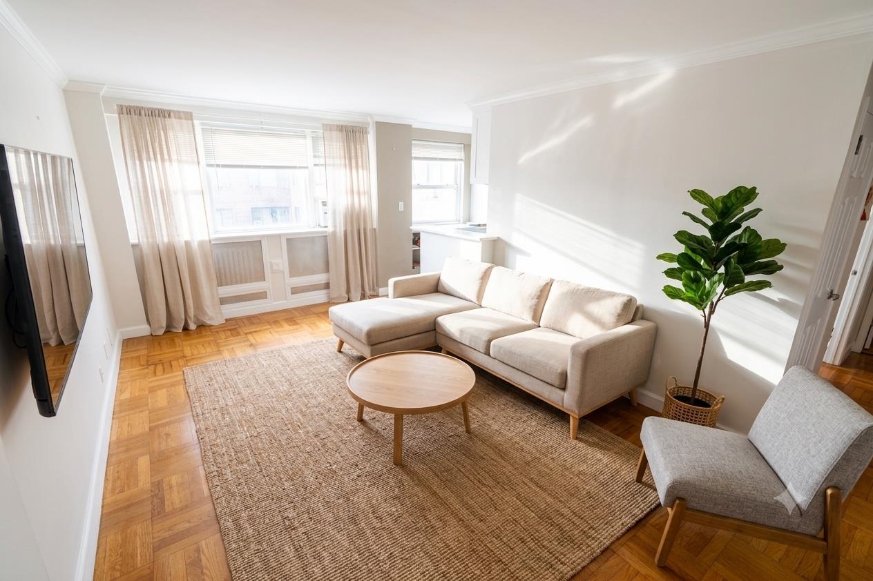 6515 BLVD EAST #3H