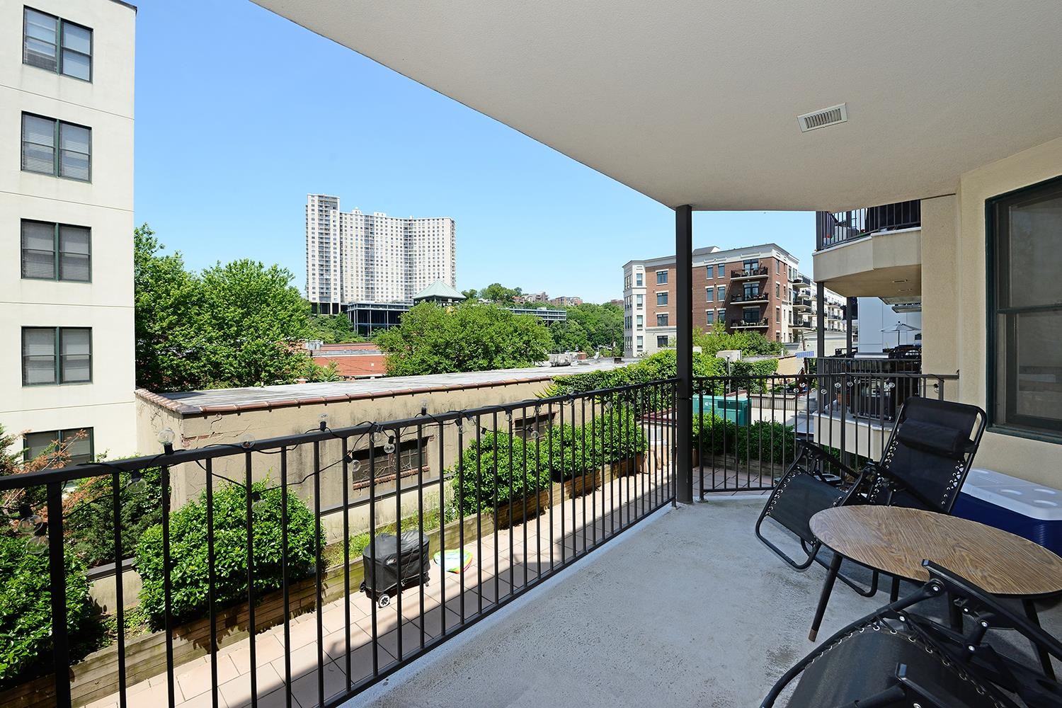 920 JEFFERSON ST - Photo 4