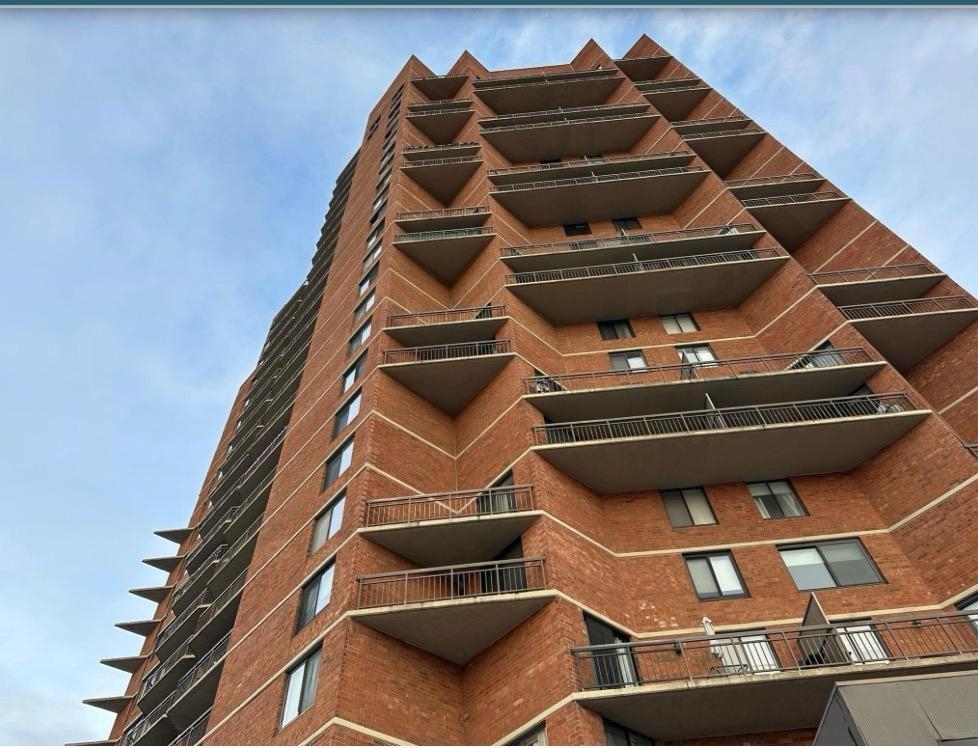 238 HARMON COVE TOWER - Photo 2