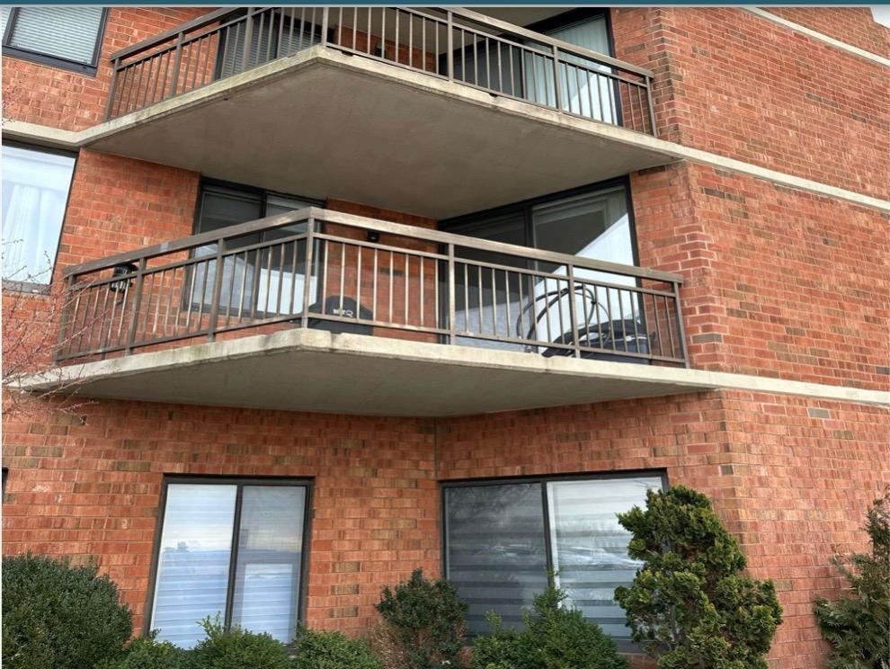 238 HARMON COVE TOWER - Photo 3