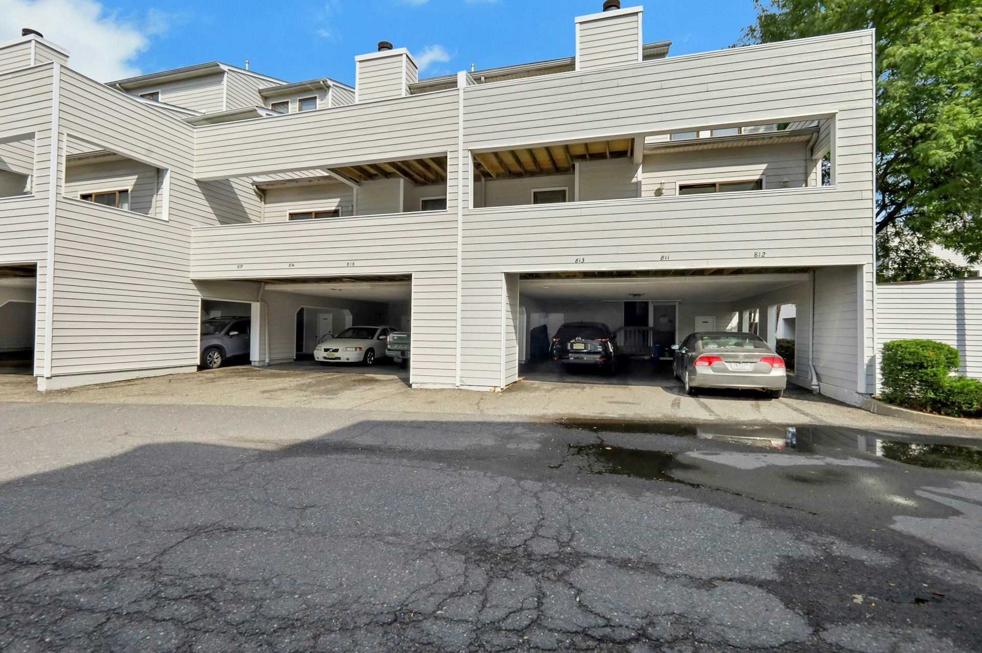812 TOPSAIL LANE - Photo 2