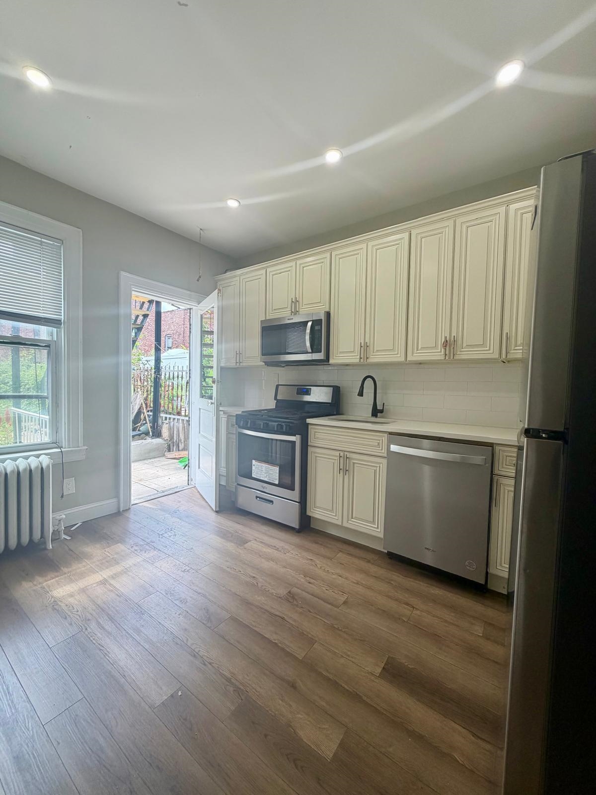 39 64TH ST - Photo 2