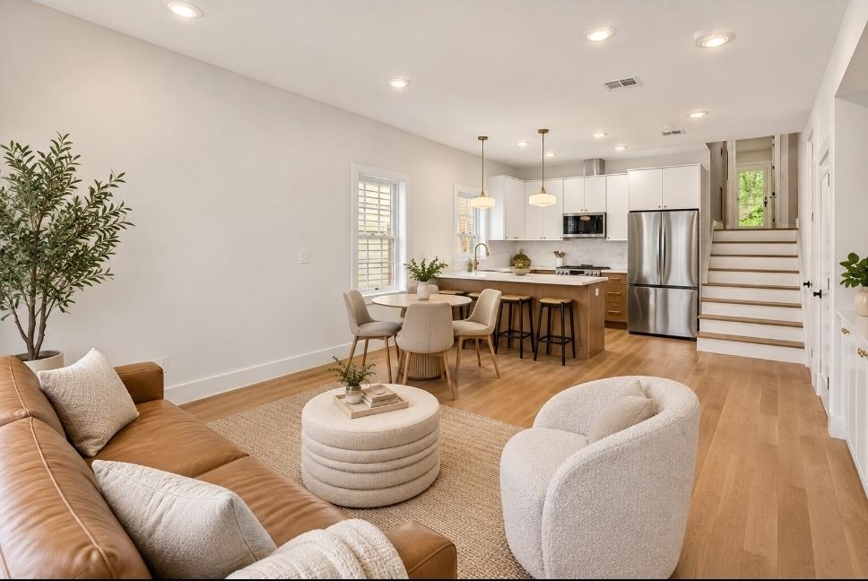 98 WESTERN AVE - Photo 2